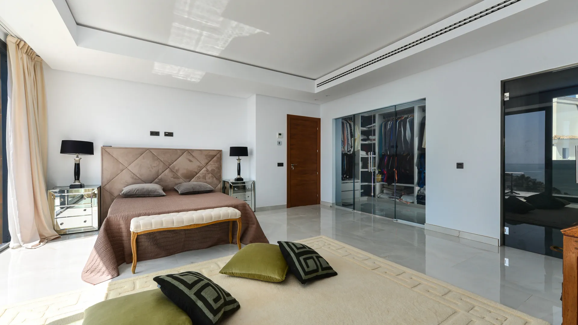 Manilva, villa a la venta de 5 dormitorios