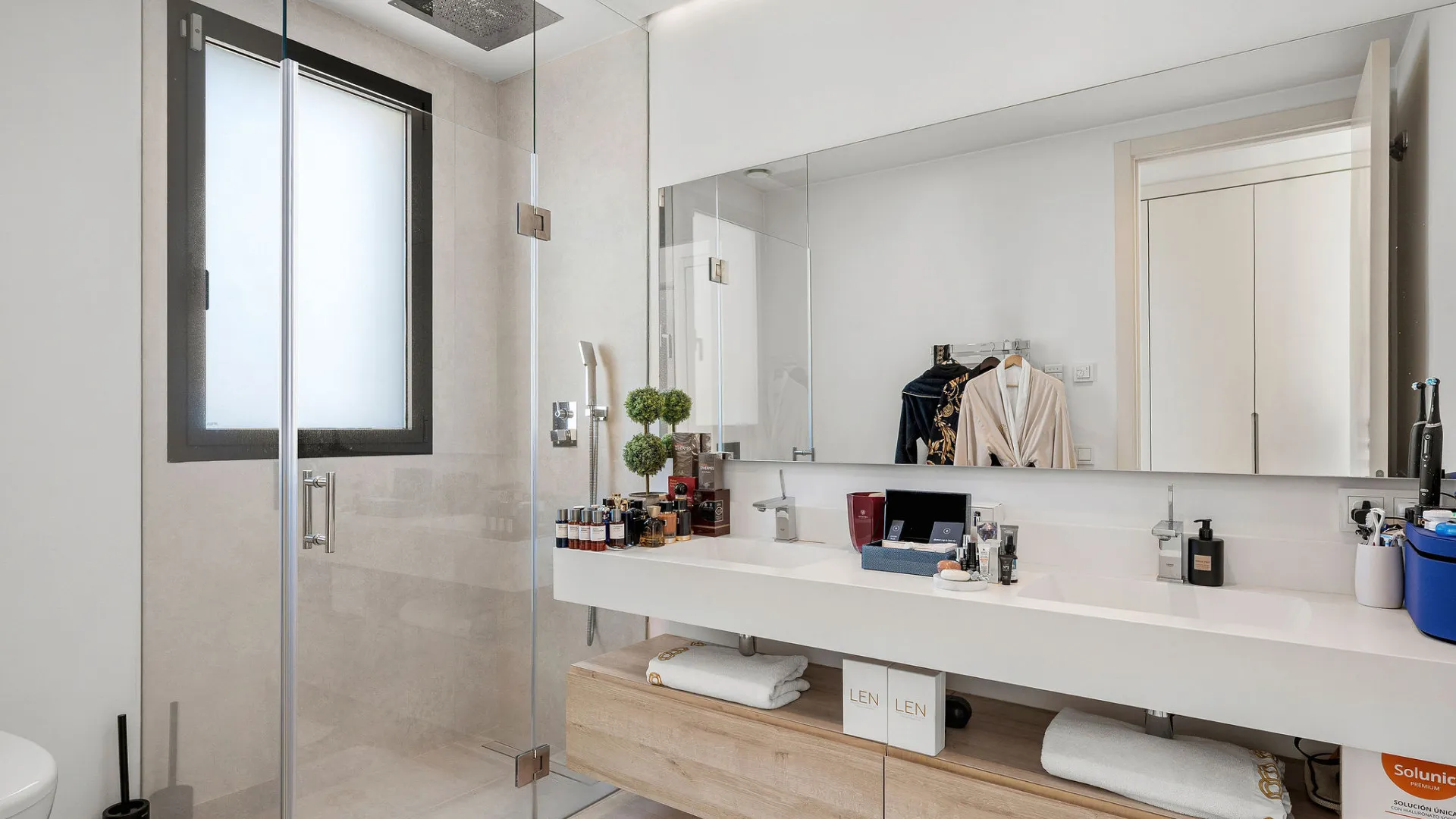 Villa a la venta con 4 dormitorios en Arboleda