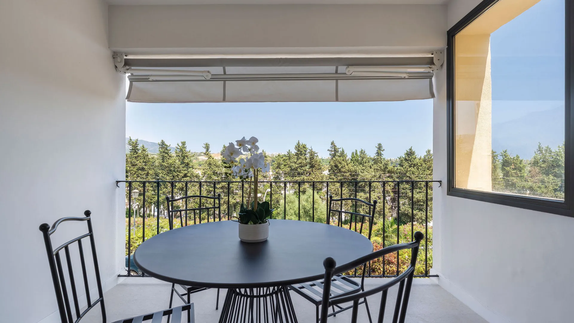 Los Olivos 4 bedrooms town house for sale