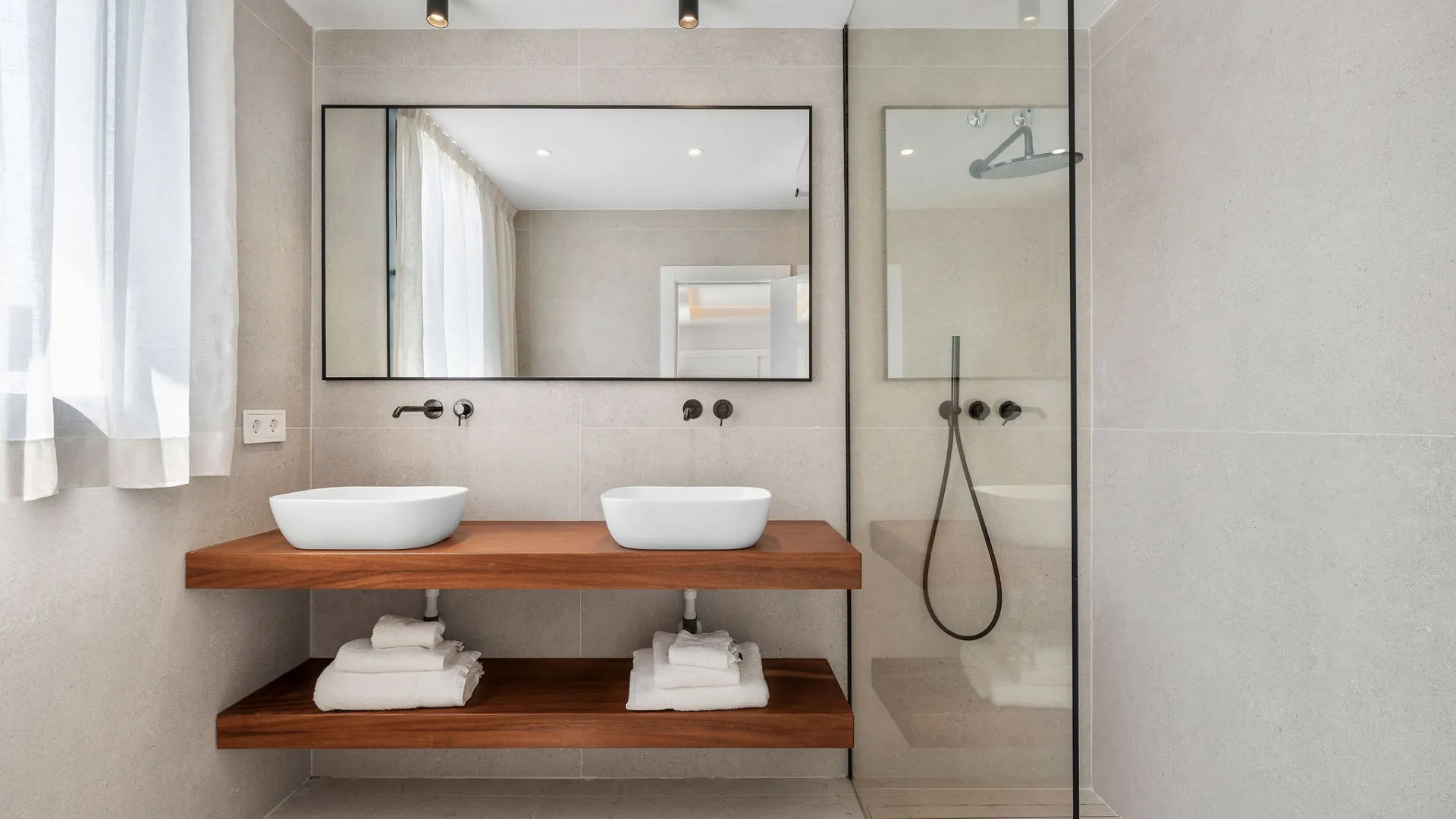 Los Olivos 4 bedrooms town house for sale