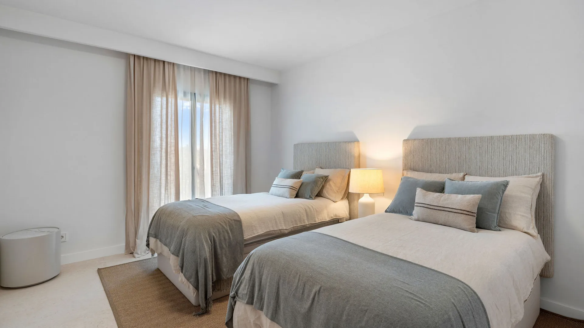 Los Olivos 4 bedrooms town house for sale