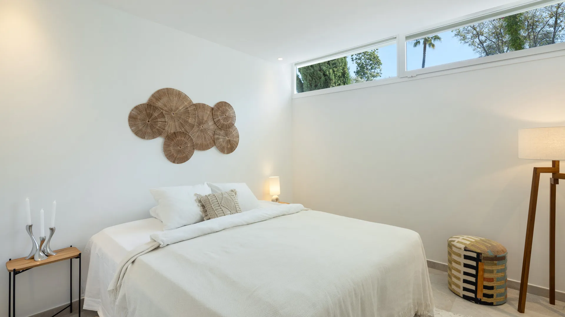Villa de 5 dormitorios en venta en Nueva Andalucia