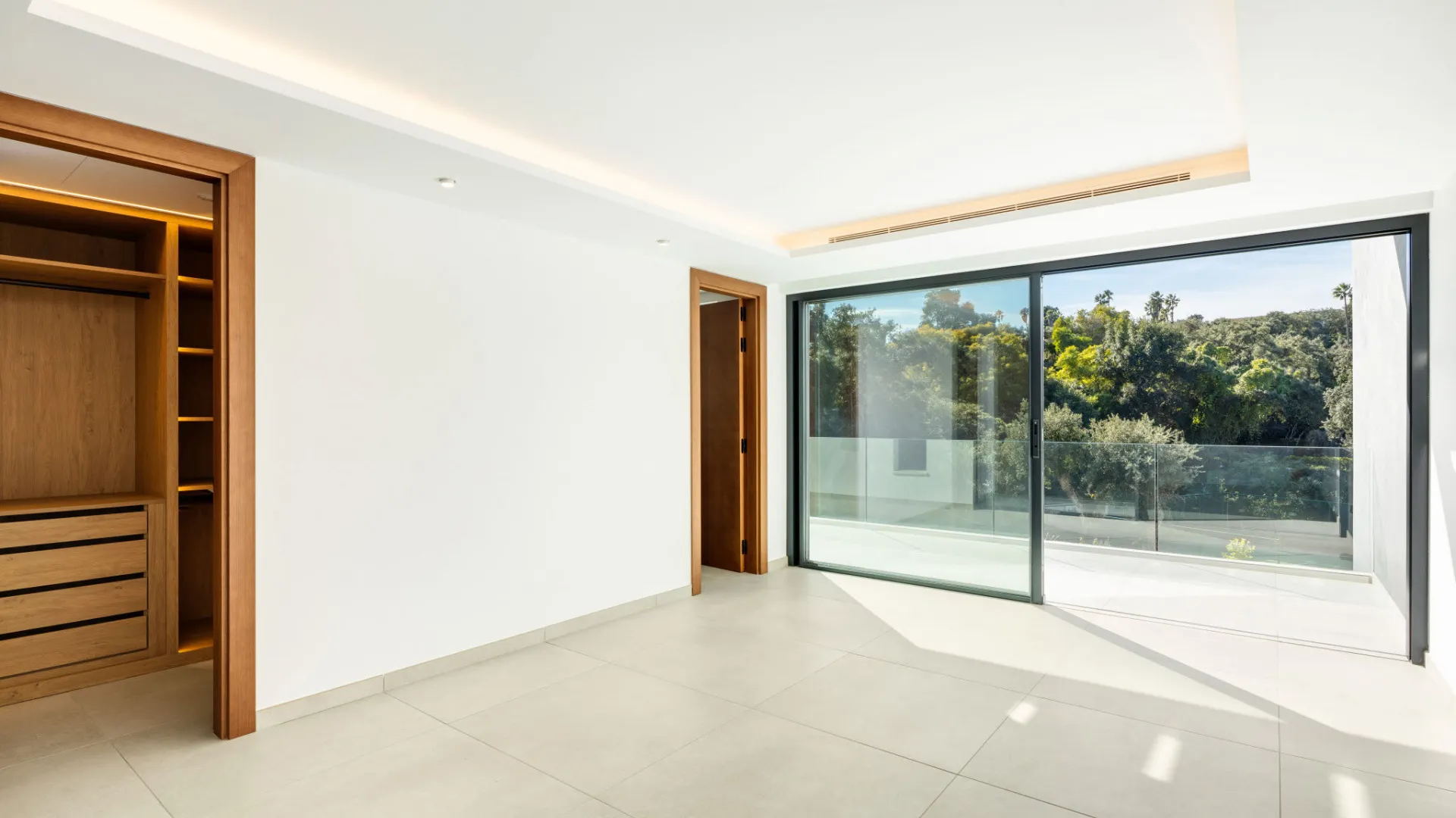 Villa en venta en Sotogrande Alto con 7 dormitorios