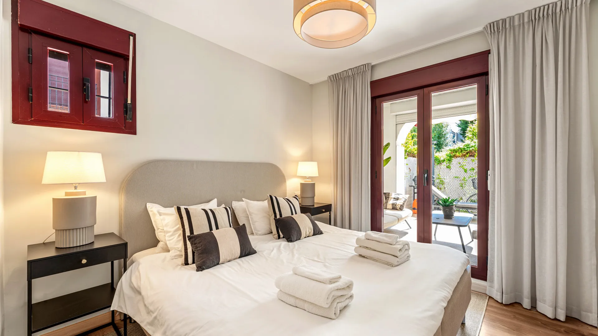 Apartment for sale in San Pedro de Alcantara with 4 bedrooms