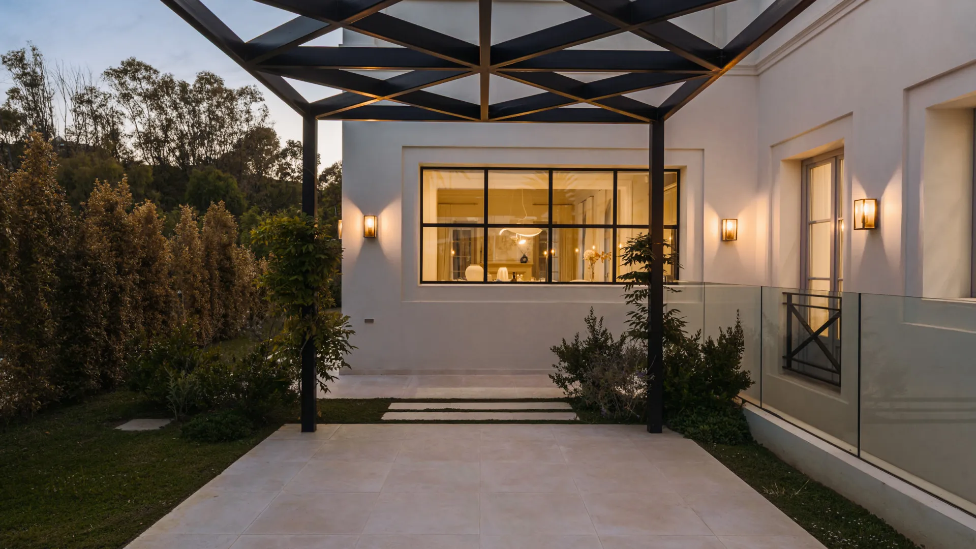 4 bedrooms Nueva Andalucia villa for sale