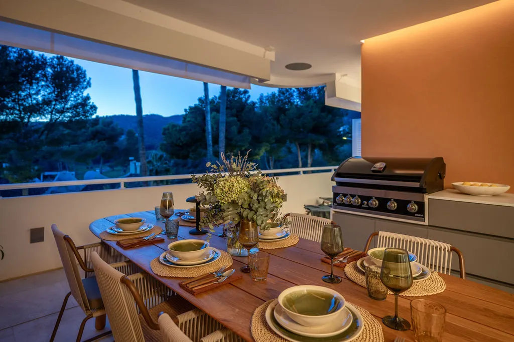 For sale apartment with 3 bedrooms in Bendinat