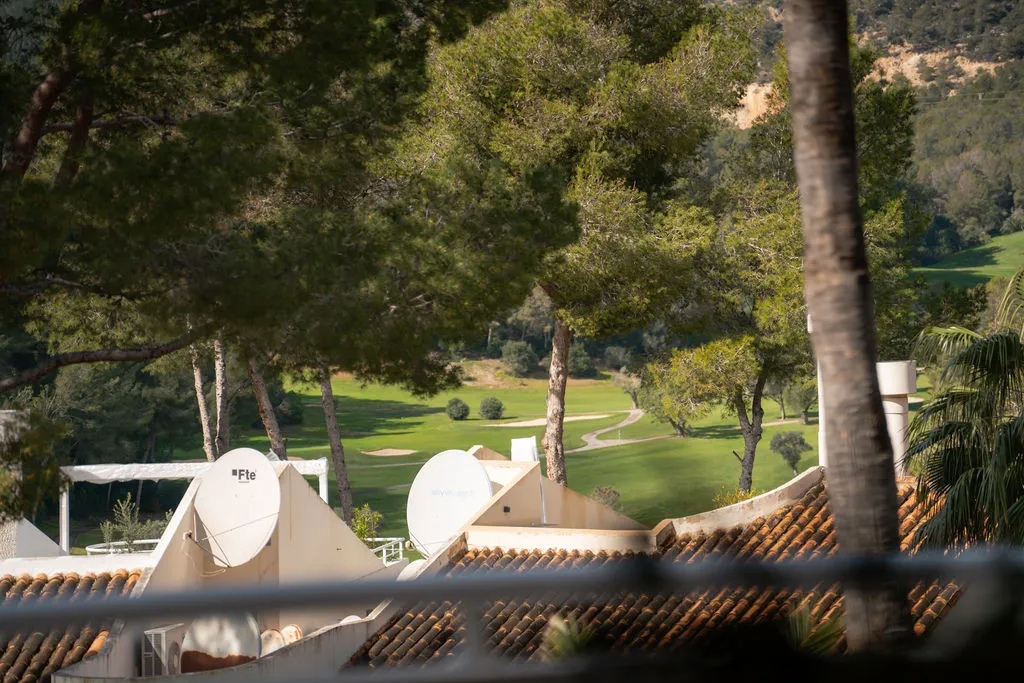 For sale apartment with 3 bedrooms in Bendinat