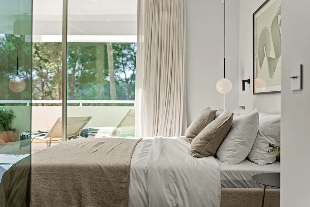 For sale apartment with 3 bedrooms in Bendinat