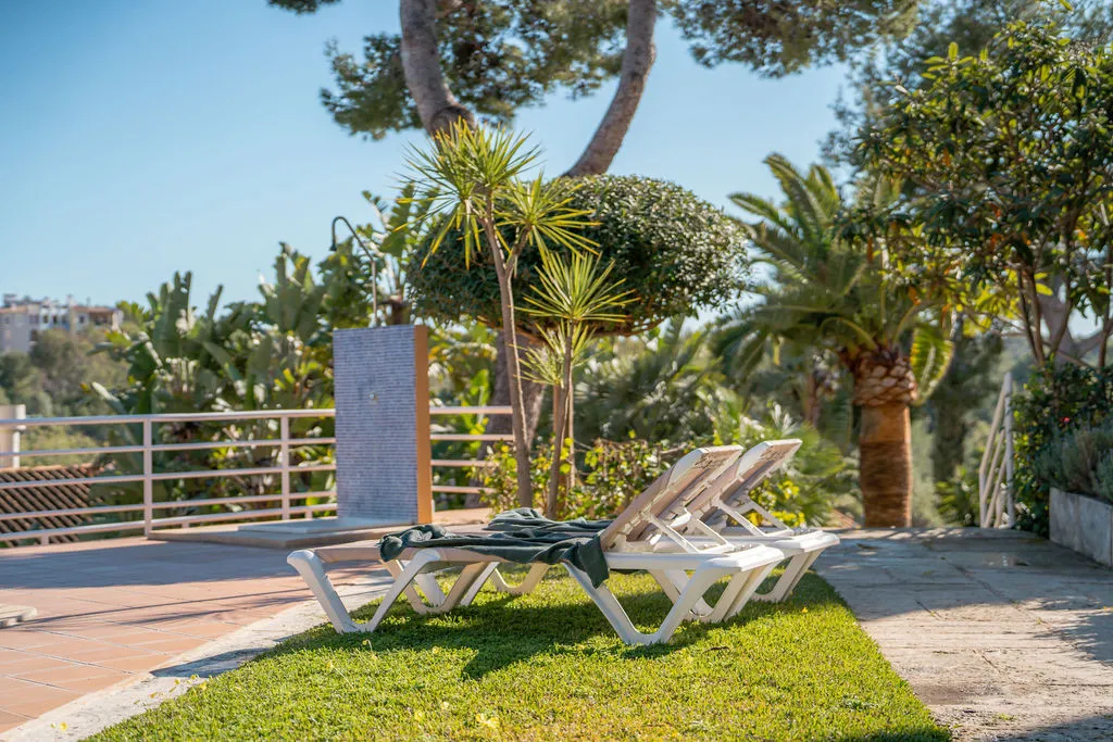 For sale apartment with 3 bedrooms in Bendinat