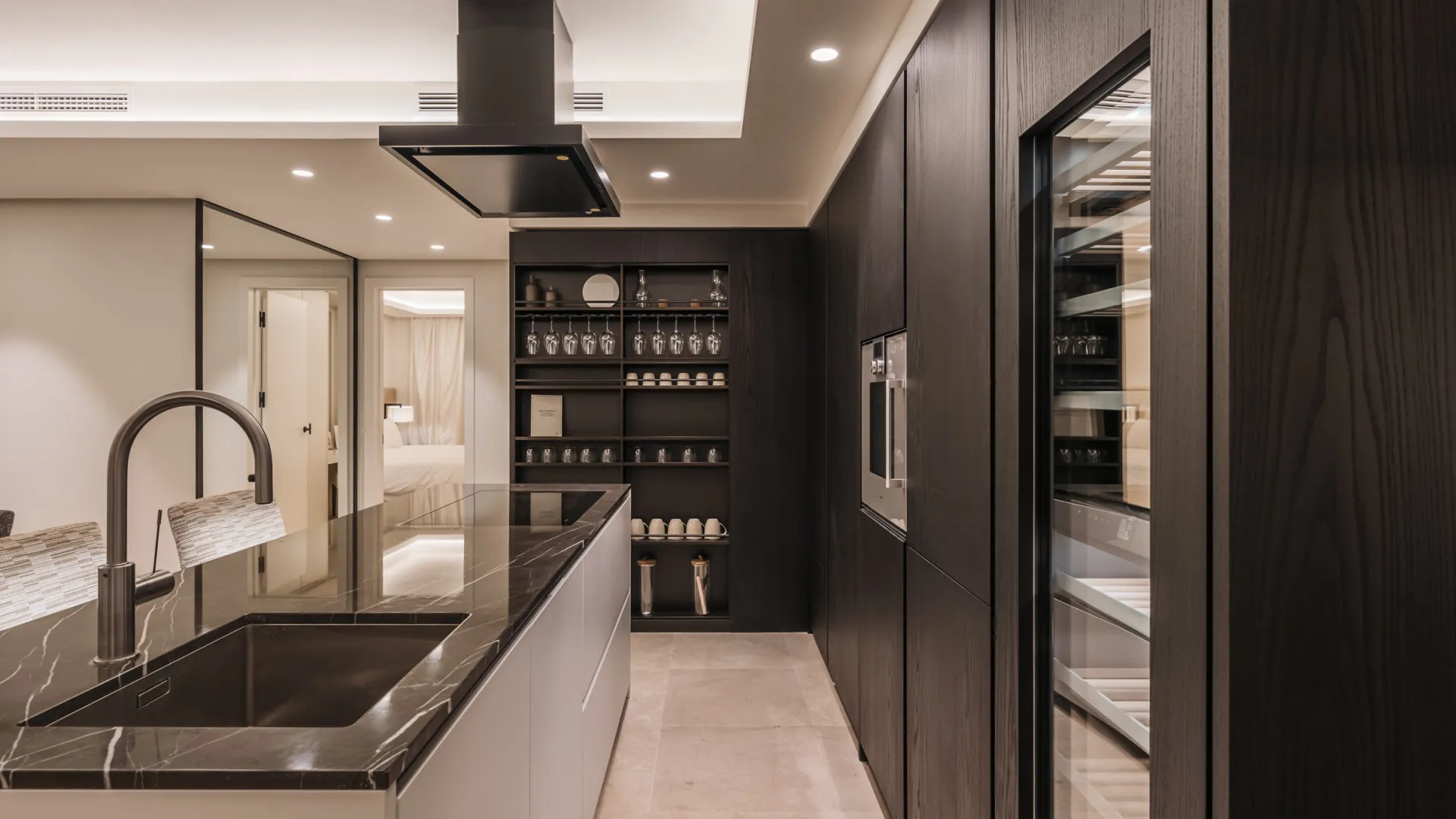 Se vende apartamento con 3 dormitorios en Puente Romano