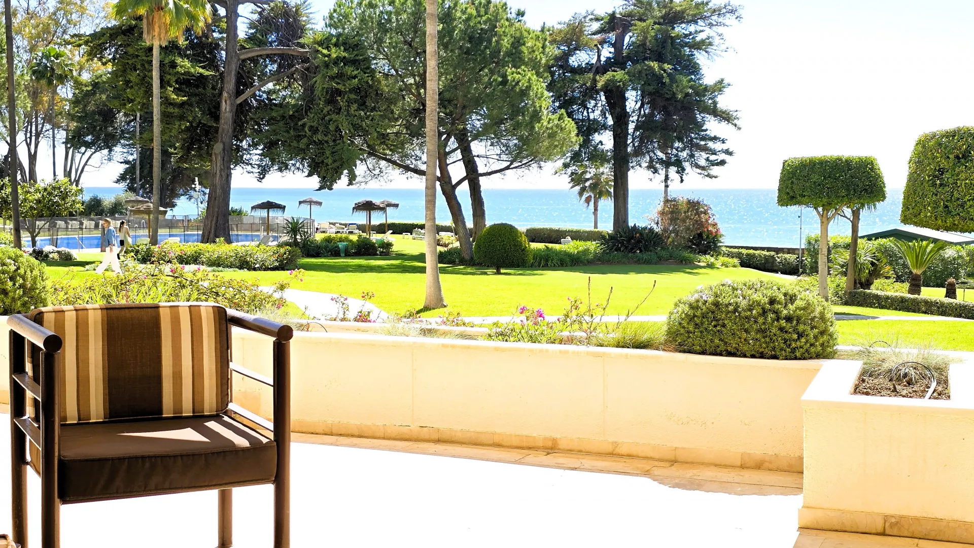 For sale Estepona East ground floor apartment