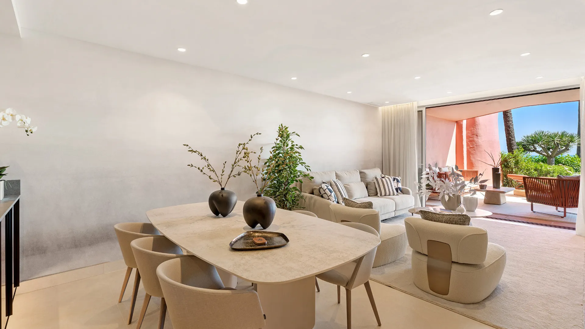 Apartamento planta baja en venta en Menara Beach