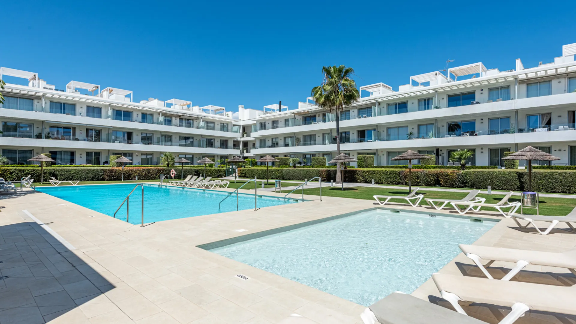 3 bedrooms Belaire apartment for sale