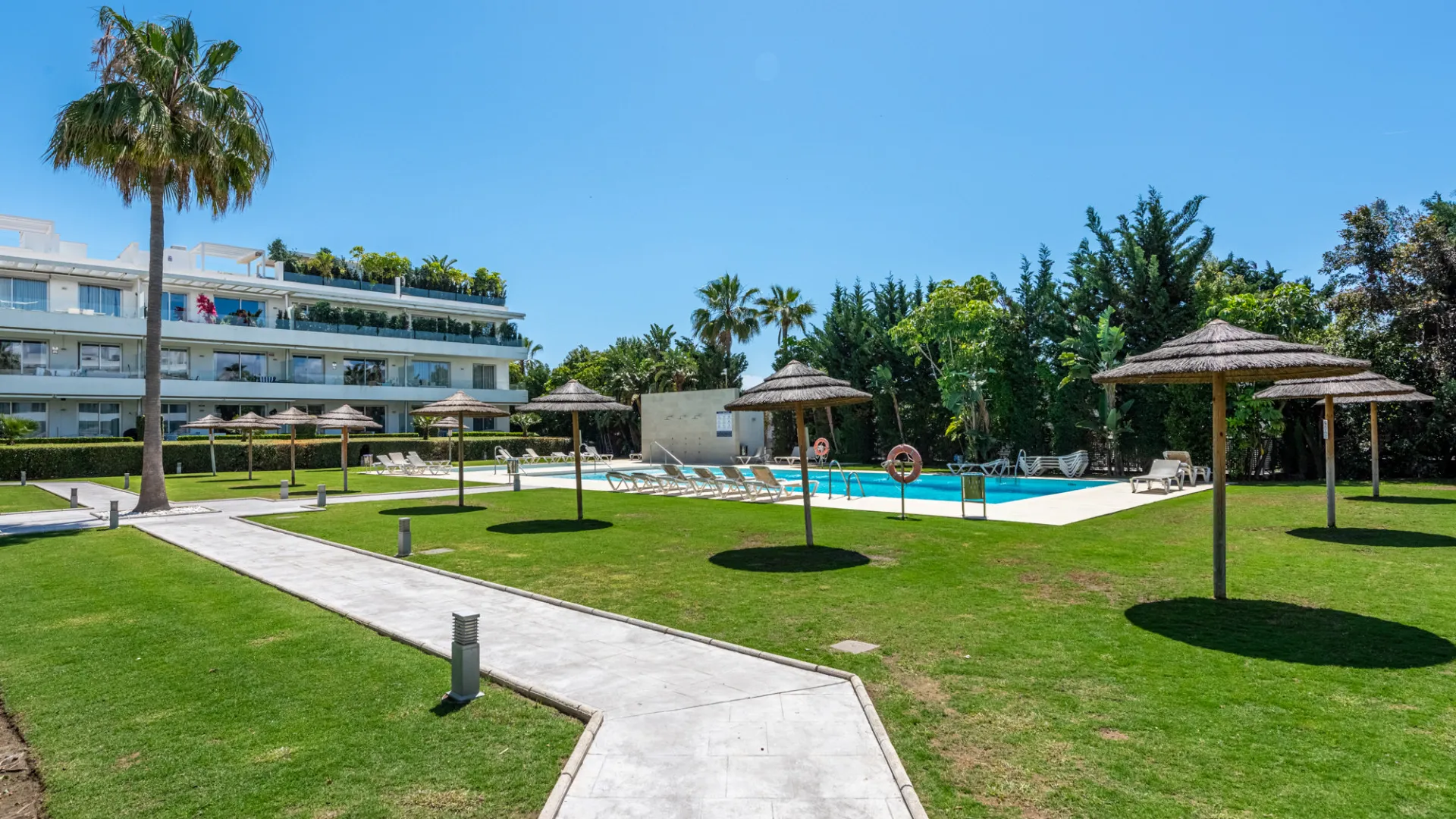 3 bedrooms Belaire apartment for sale
