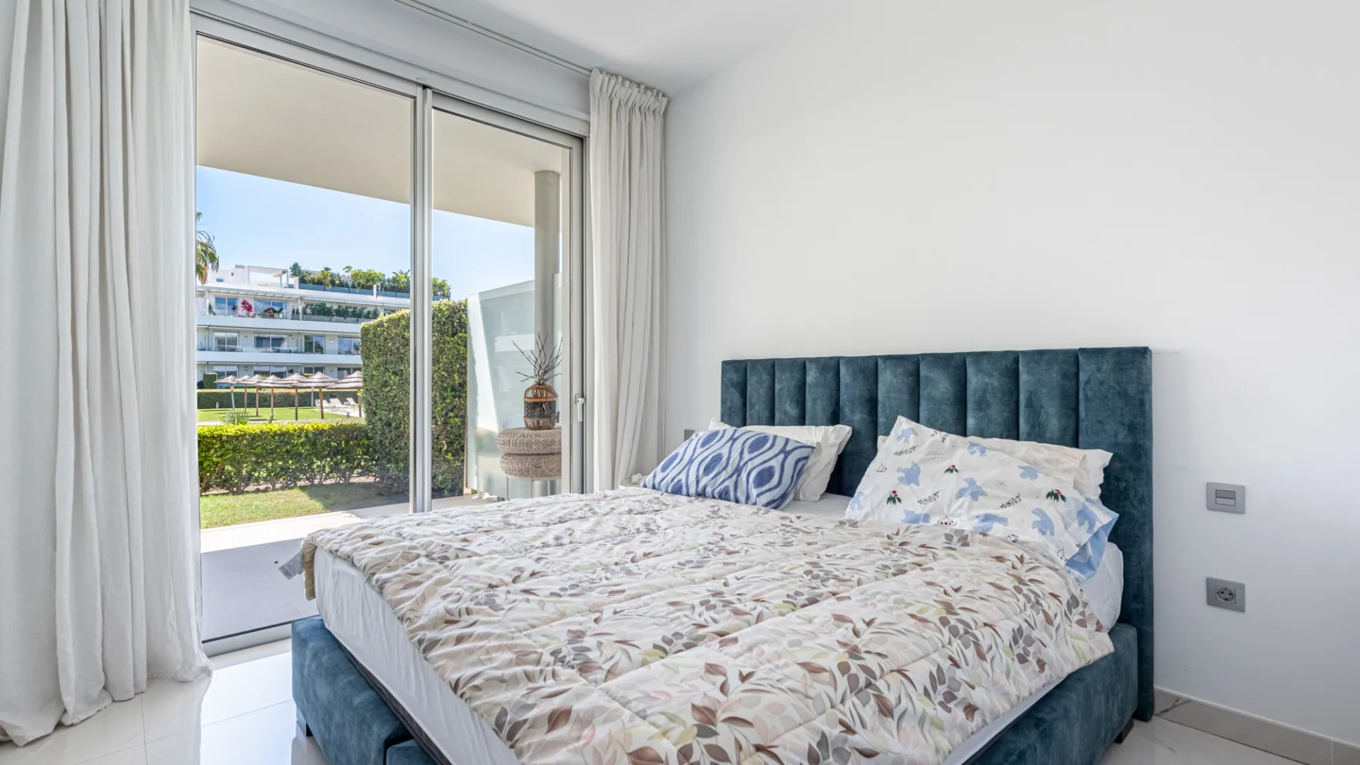 3 bedrooms Belaire apartment for sale