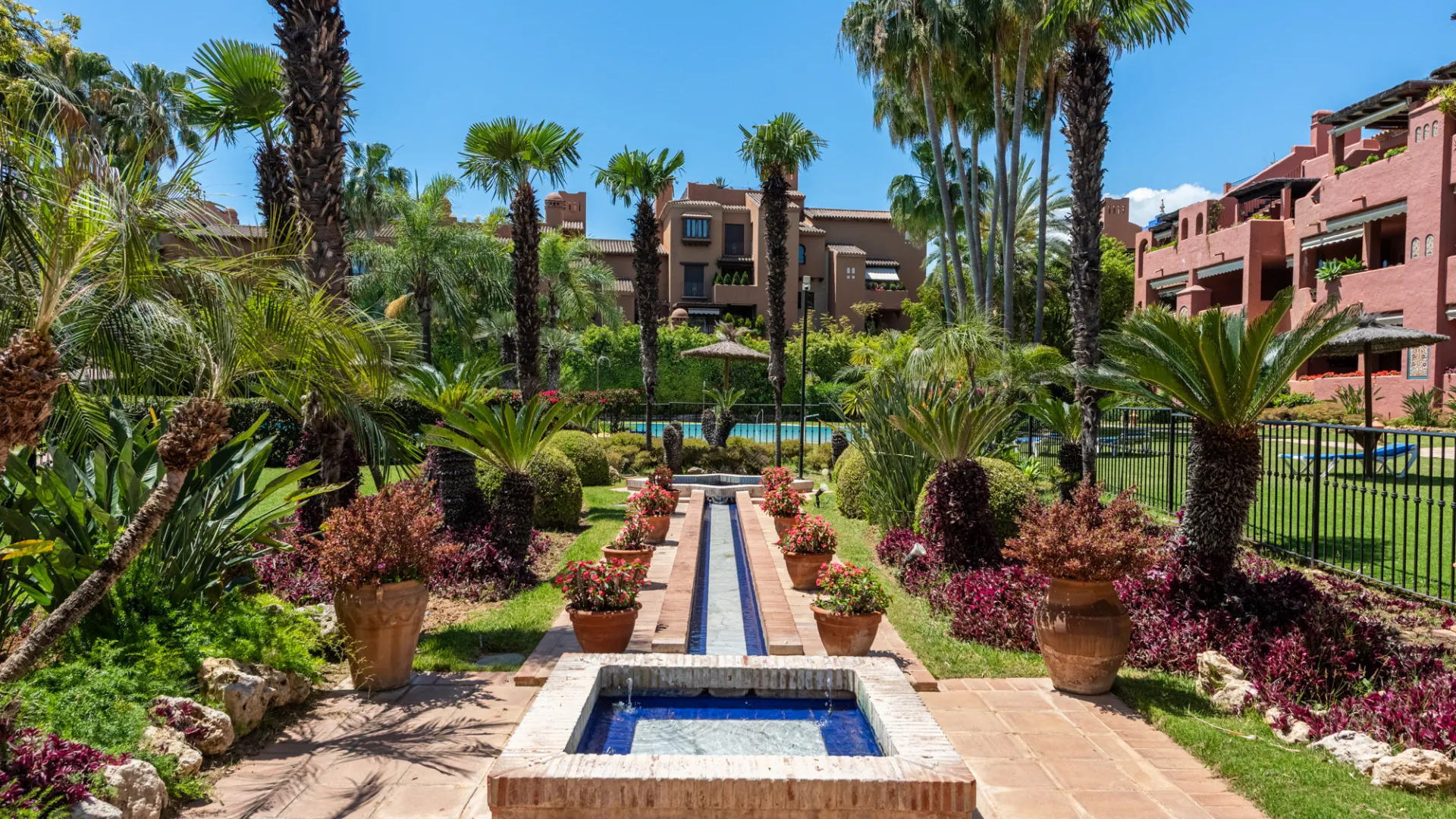 Apartamento en venta en Alhambra del Golf con 2 dormitorios