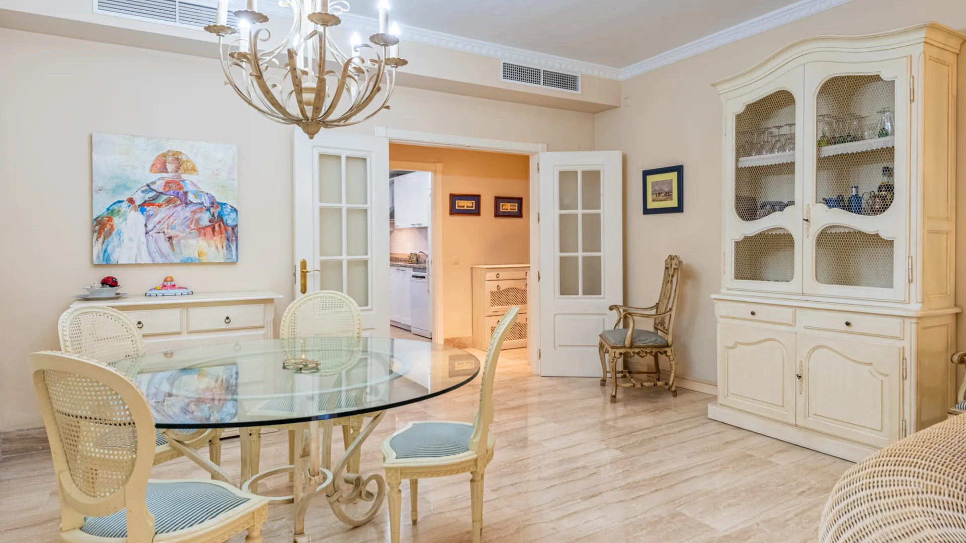 Apartamento en venta en Alhambra del Golf con 2 dormitorios