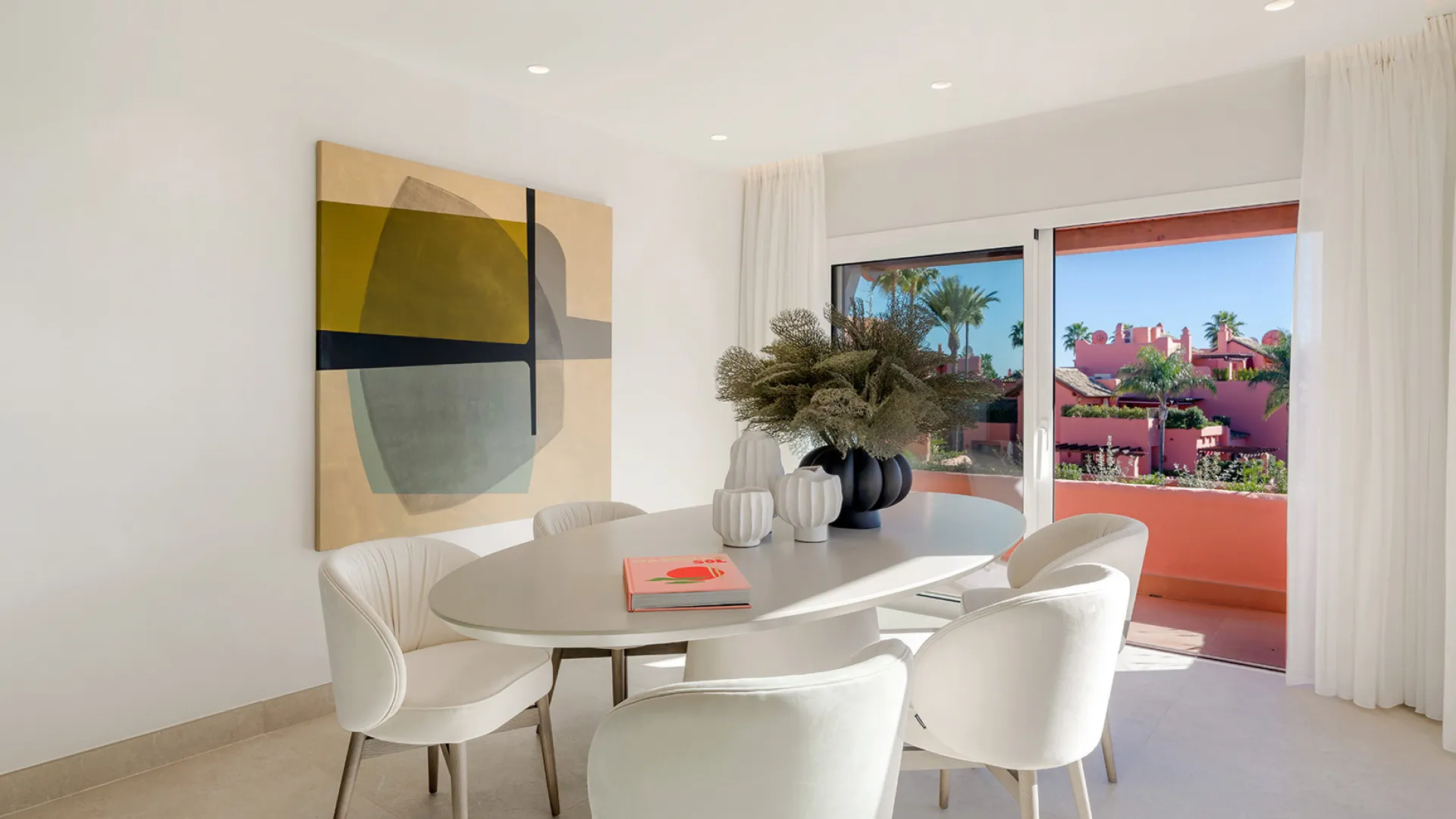 For sale penthouse with 3 bedrooms in New Golden Mile