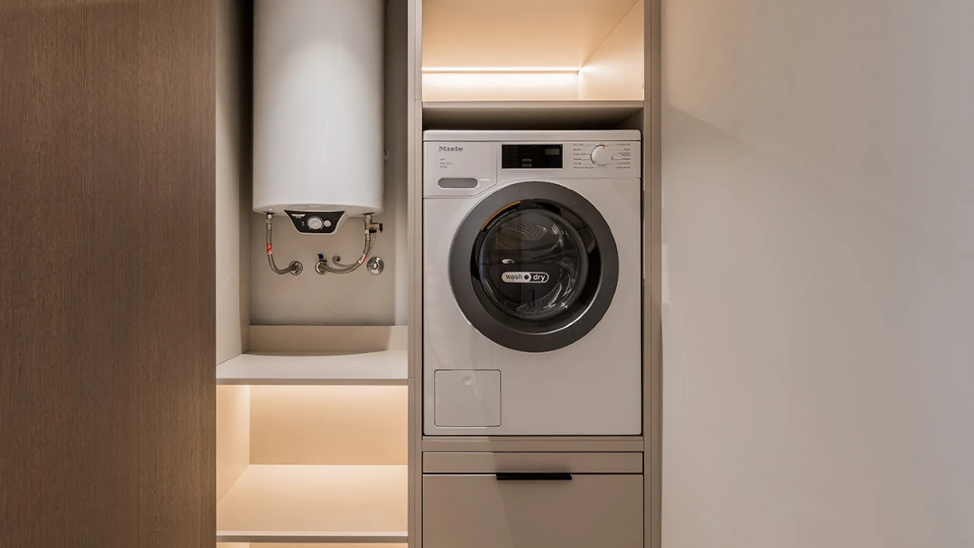 For sale penthouse with 3 bedrooms in New Golden Mile