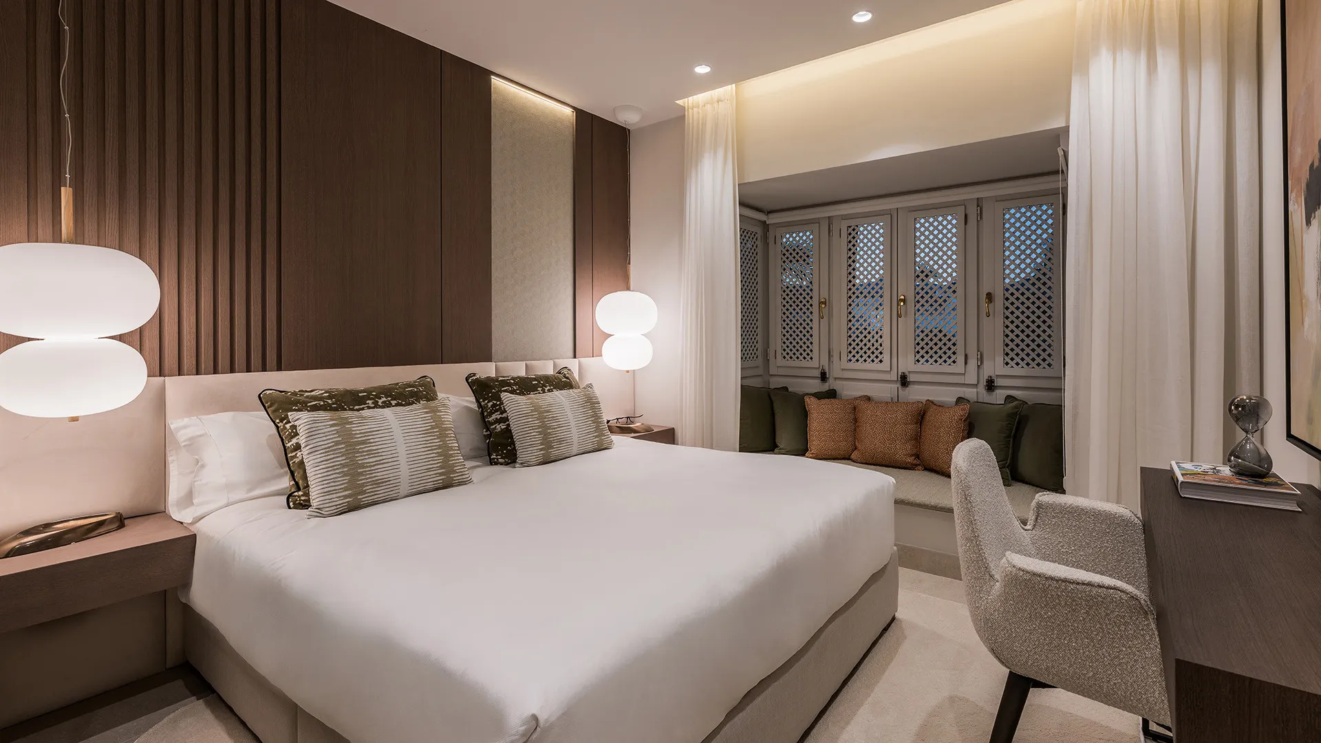 For sale penthouse with 3 bedrooms in New Golden Mile