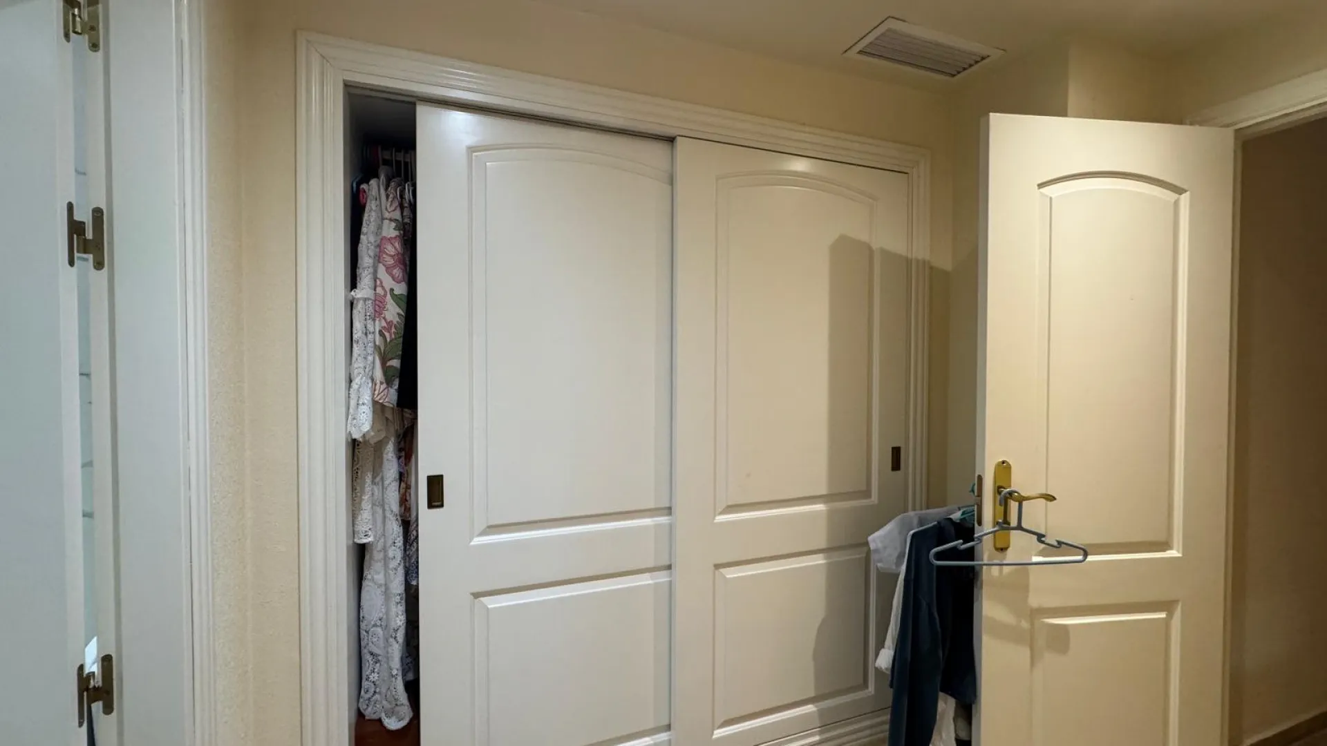 Apartment in Los Naranjos for sale