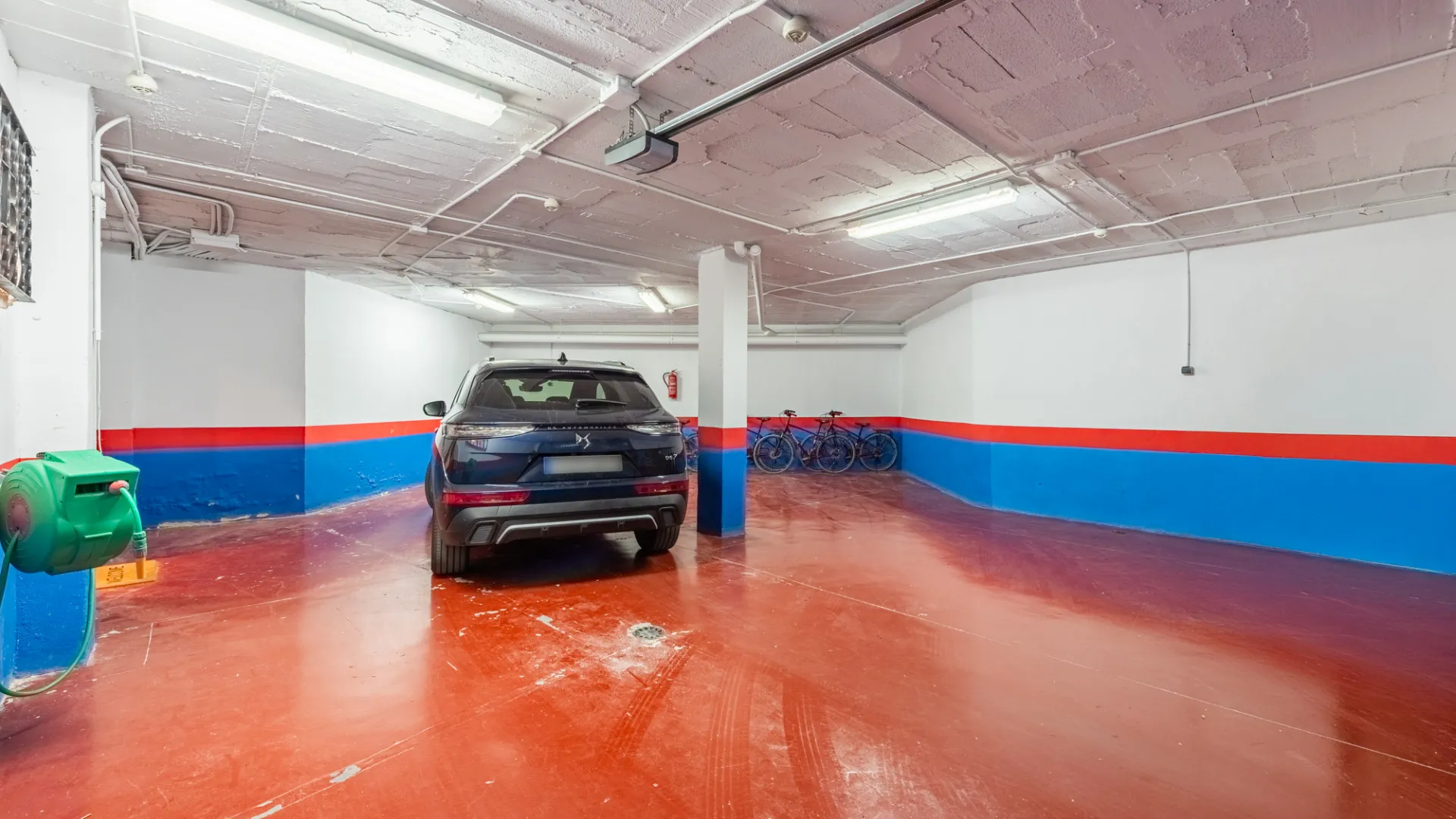 Buy La Perla de la Bahía semi detached villa with 5 bedrooms