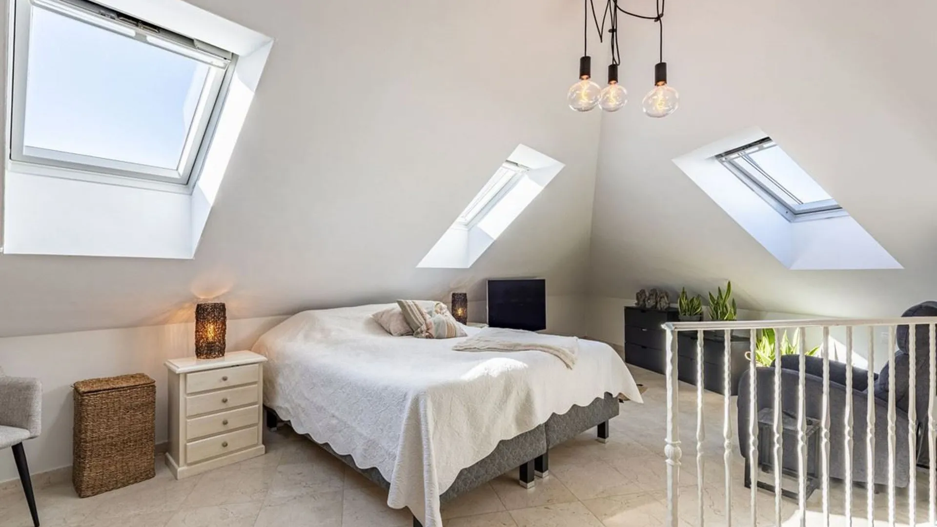 For sale San Pedro de Alcantara 1 bedroom penthouse