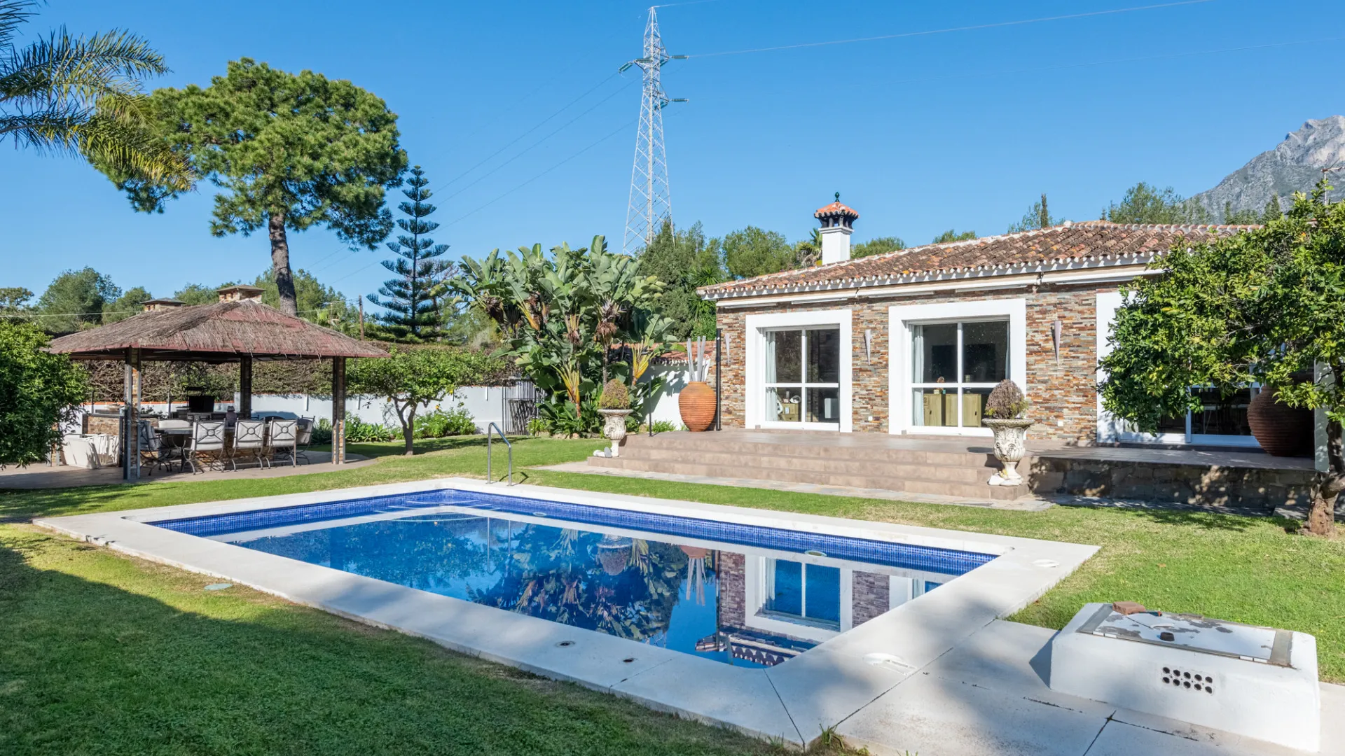 Villa in La Carolina for sale