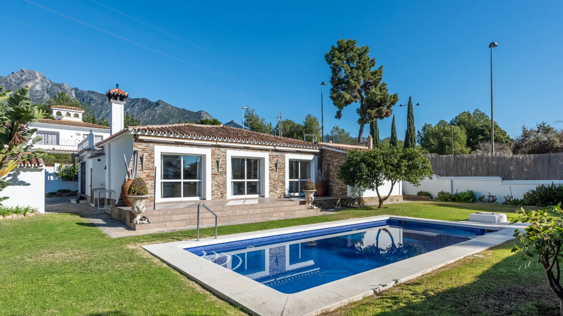 Villa in La Carolina for sale