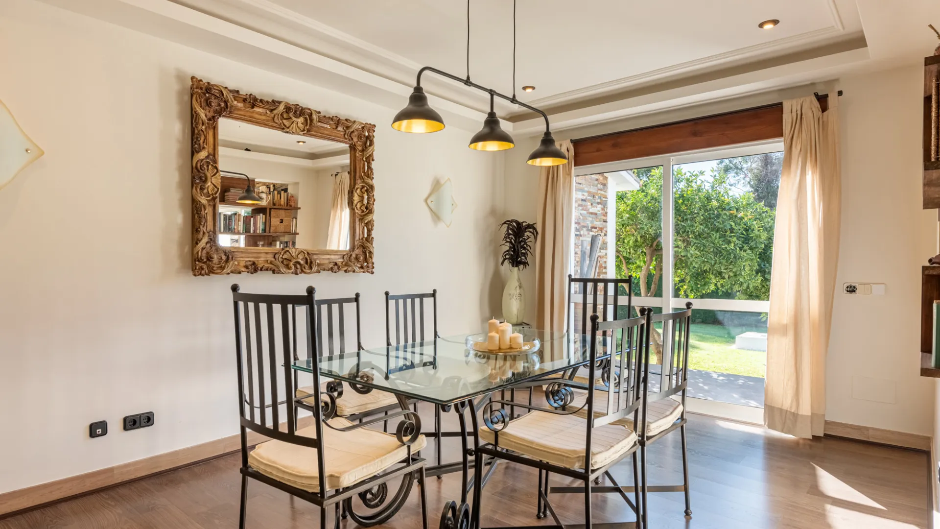 Villa in La Carolina for sale