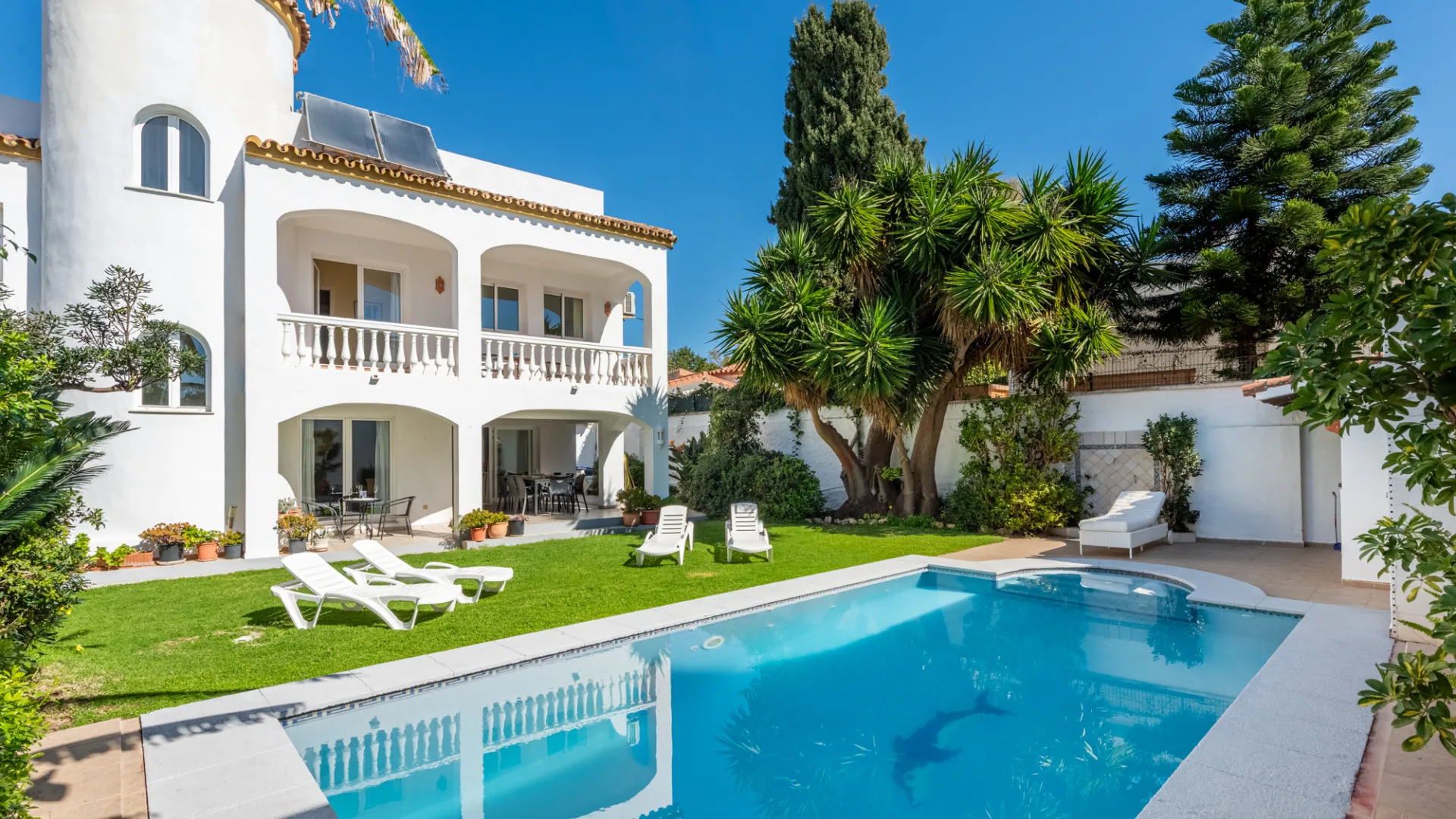 Comprar villa en Linda Vista Baja