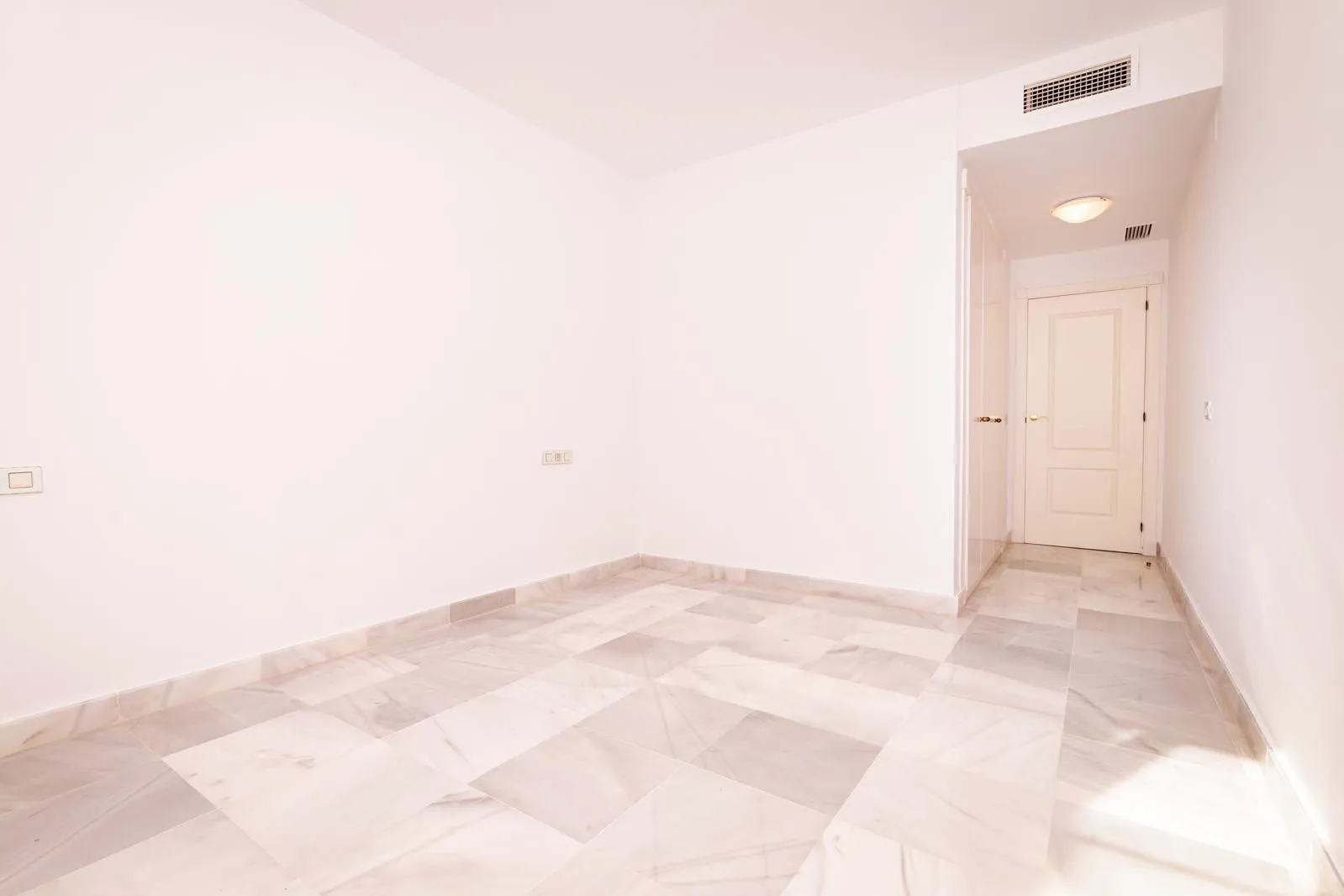 Apartamento en venta de 4 dormitorios en Hacienda del Sol