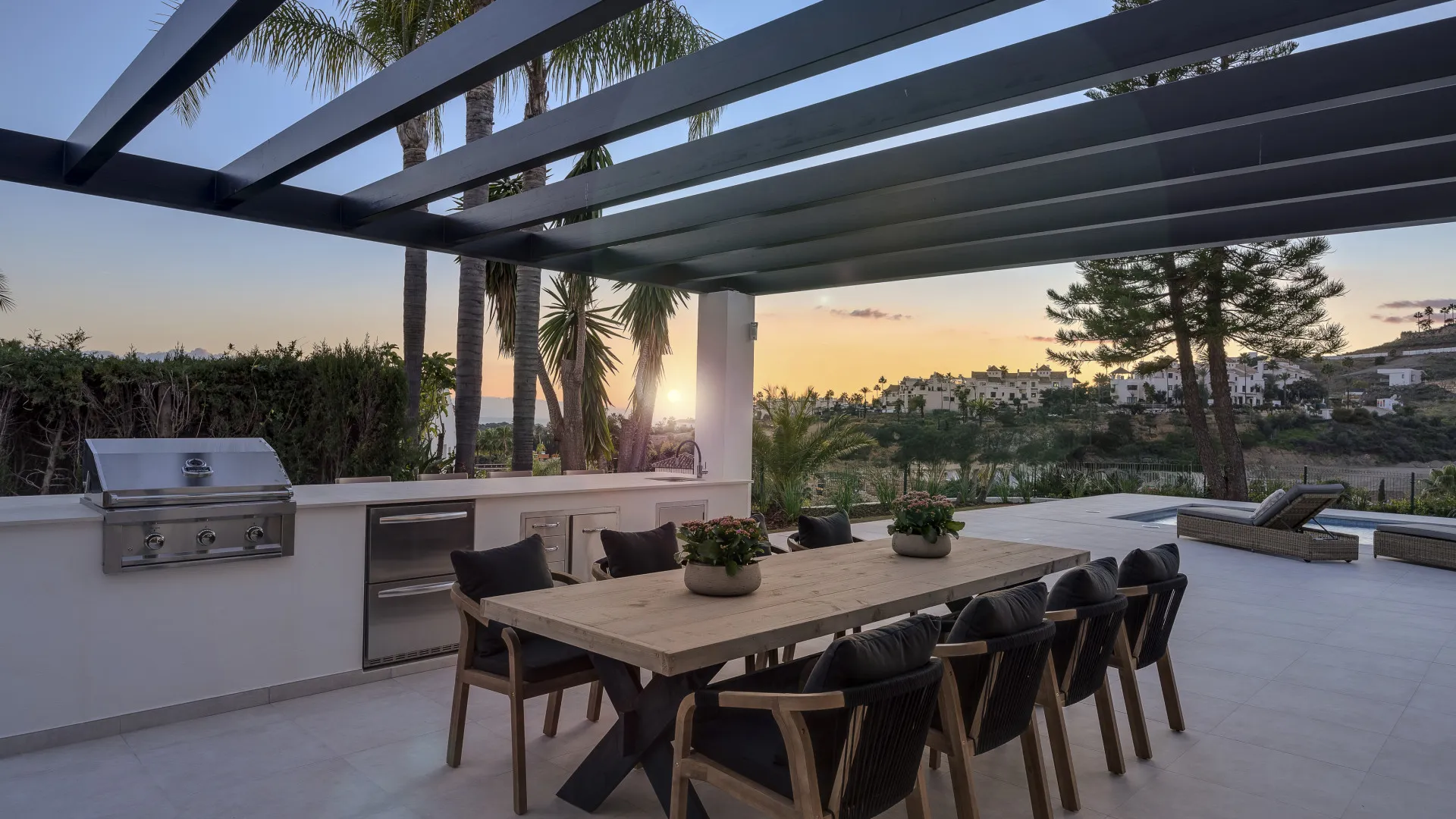 Altos del Paraiso villa for sale