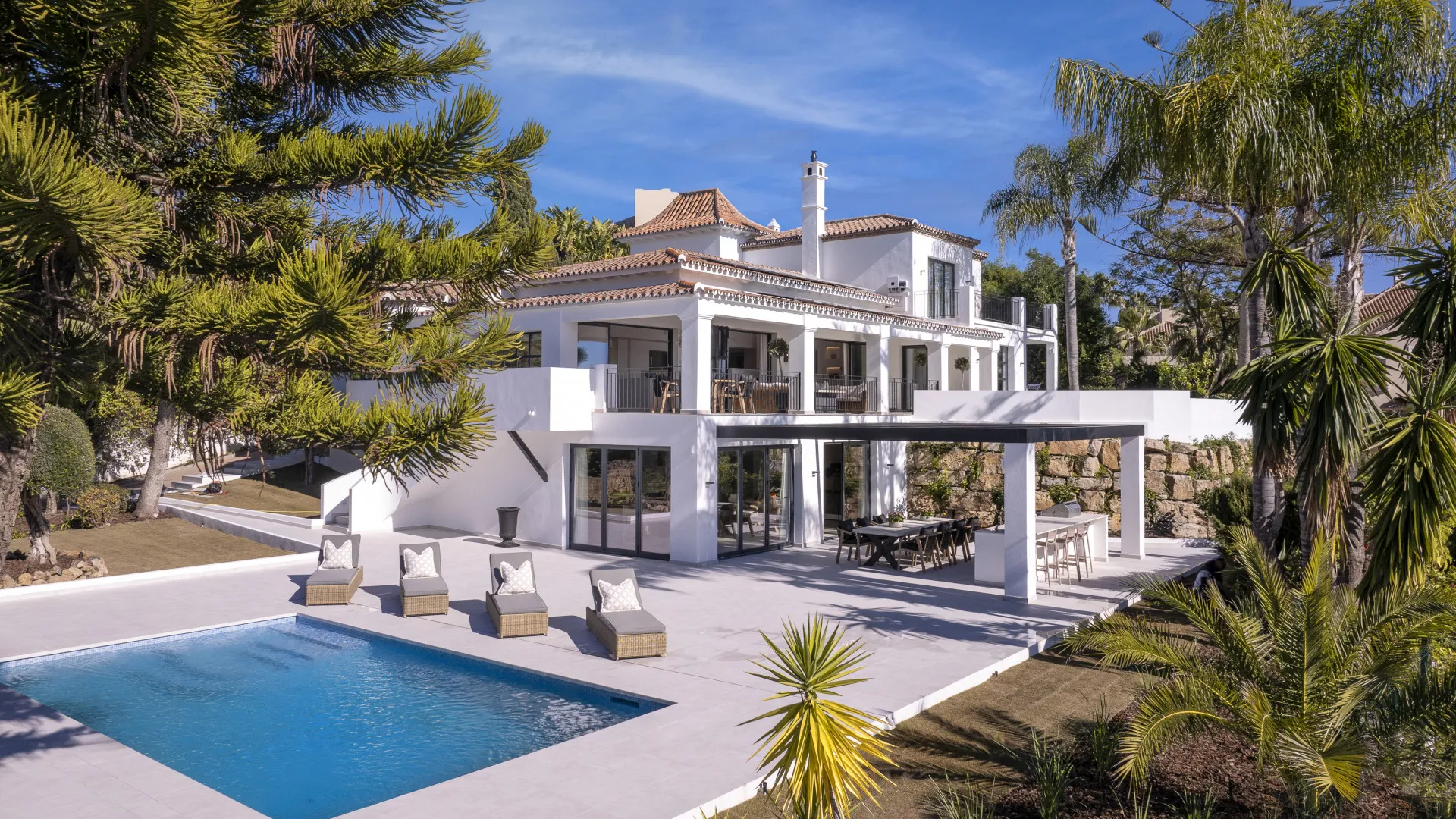 Altos del Paraiso villa for sale