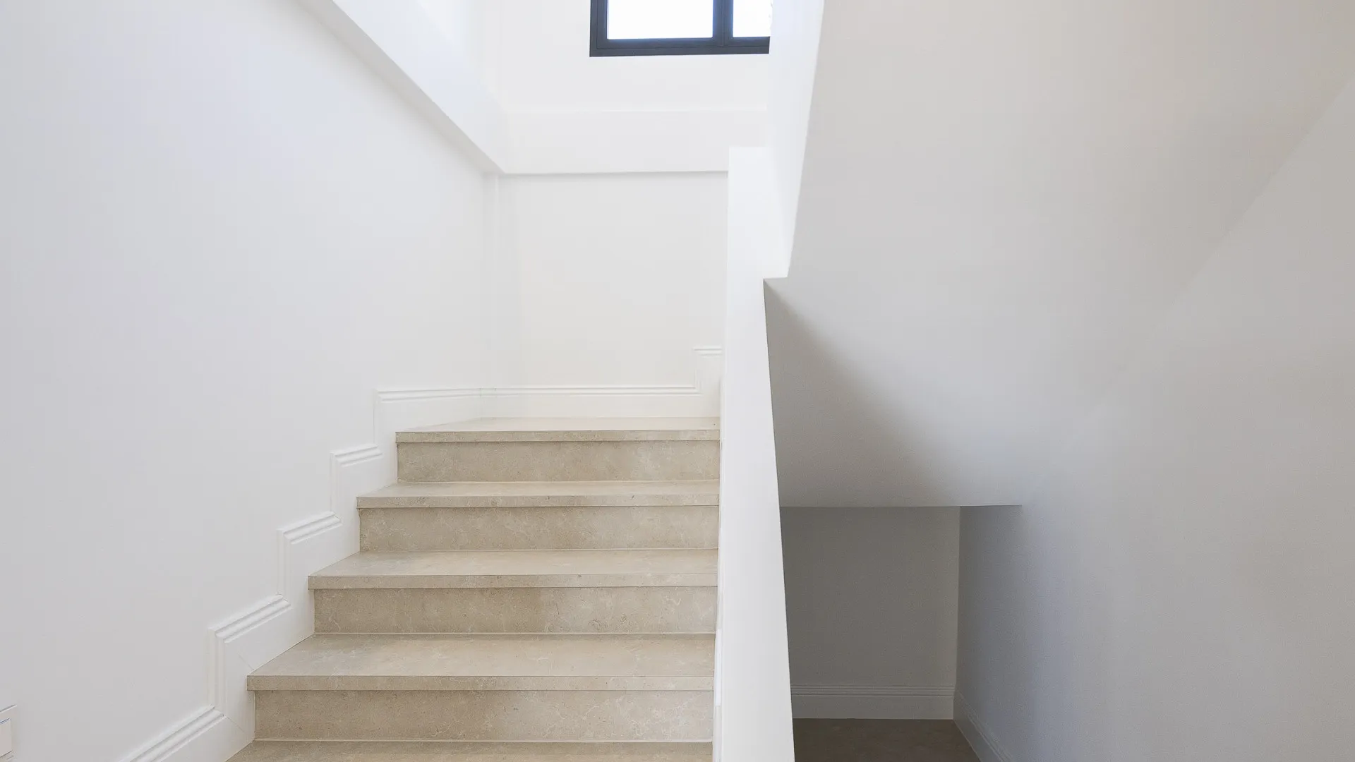 Altos del Paraiso villa for sale