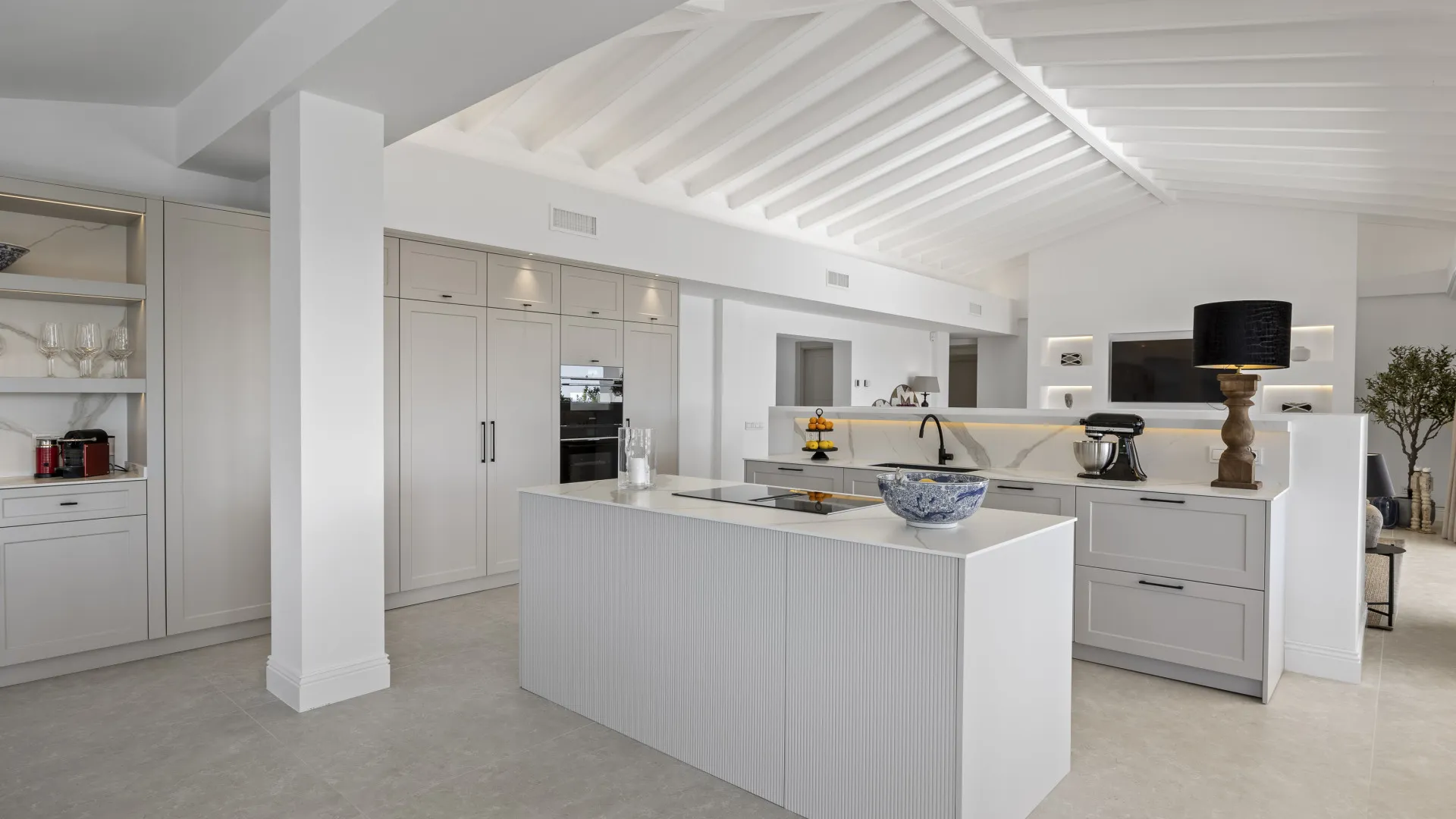 Altos del Paraiso villa for sale