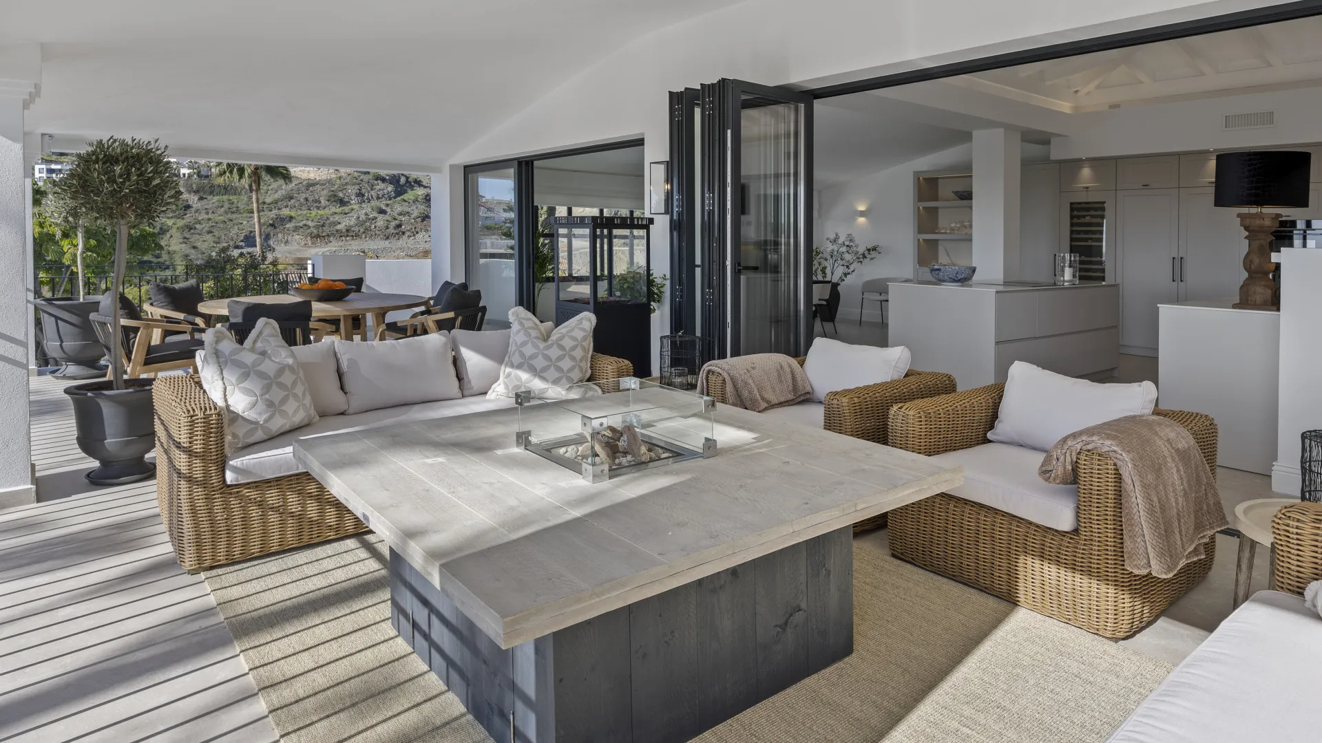 Altos del Paraiso villa for sale