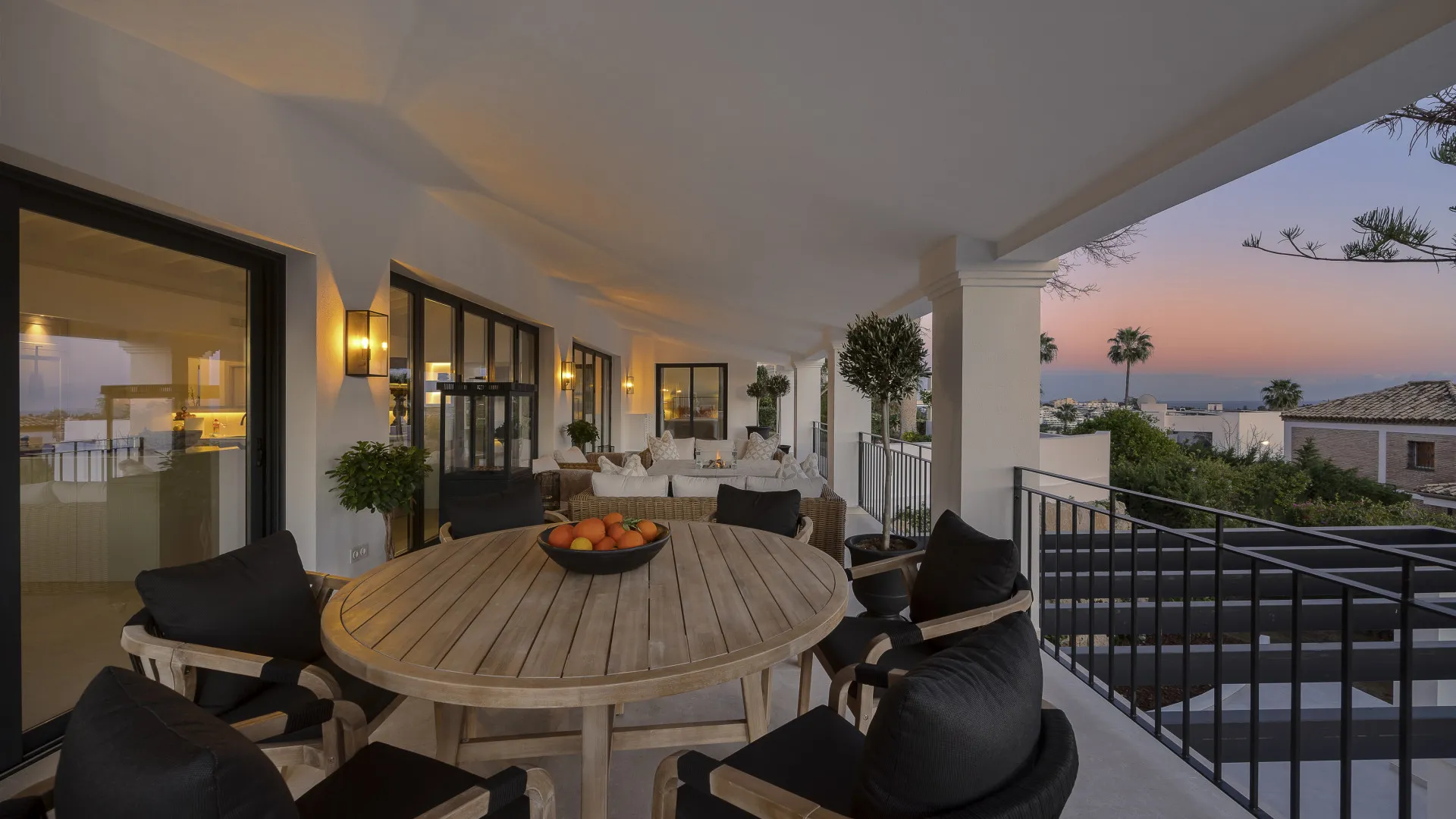 Altos del Paraiso villa for sale