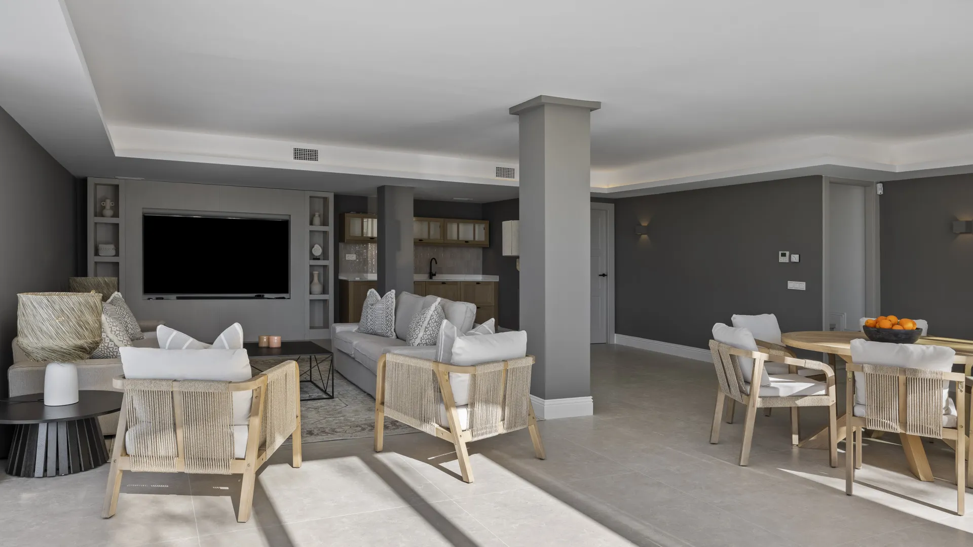 Altos del Paraiso villa for sale