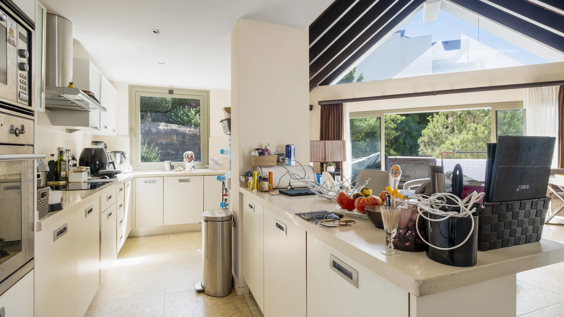 Buy 3 bedrooms penthouse in Tee 5