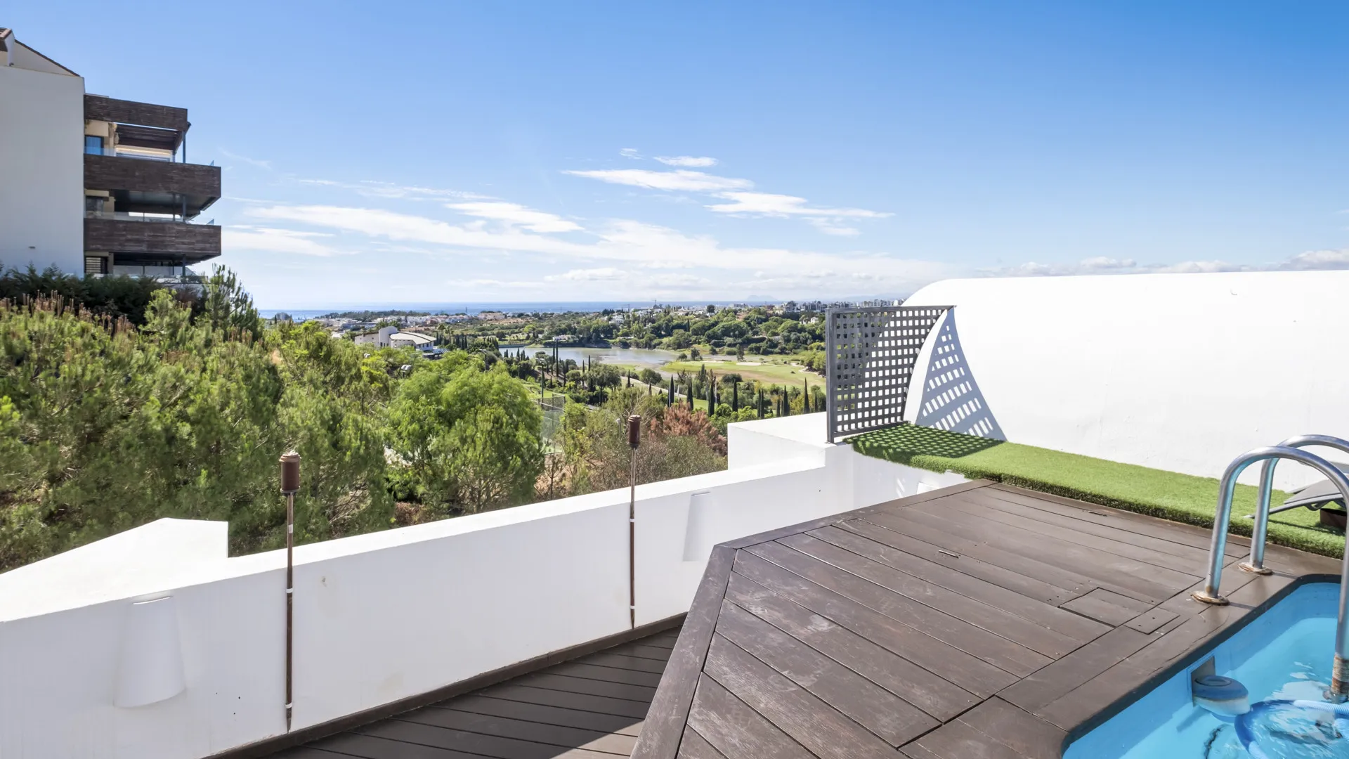 Buy 3 bedrooms penthouse in Tee 5