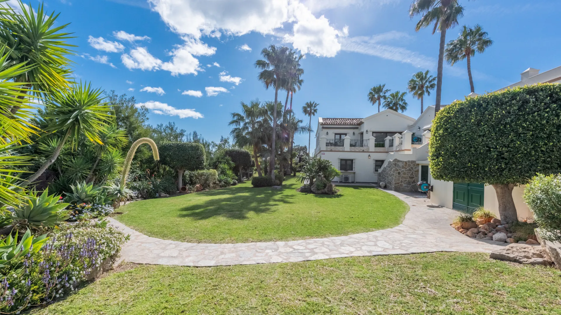 New Golden Mile, villa en venta de 6 dormitorios