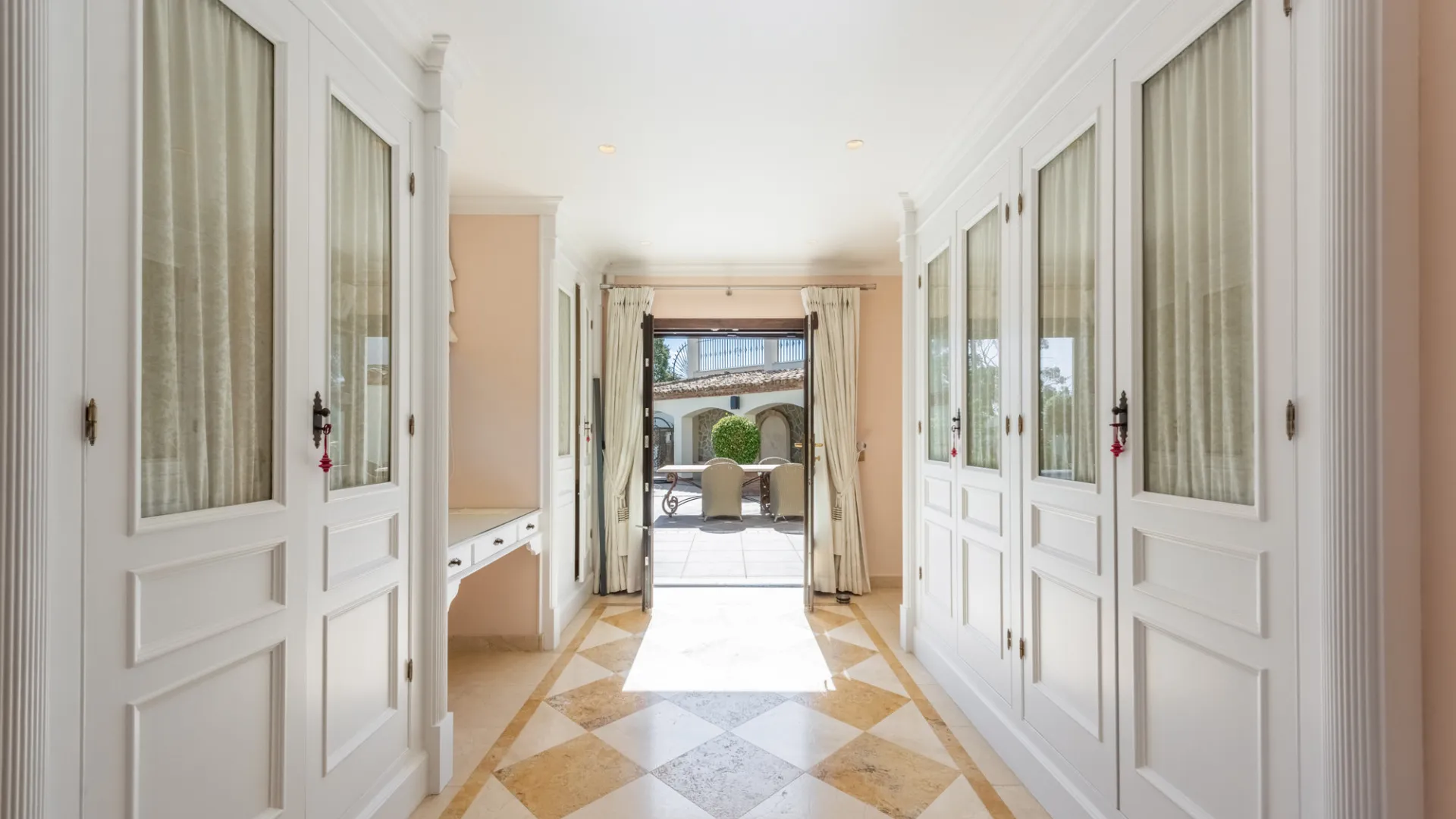 New Golden Mile, villa en venta de 6 dormitorios
