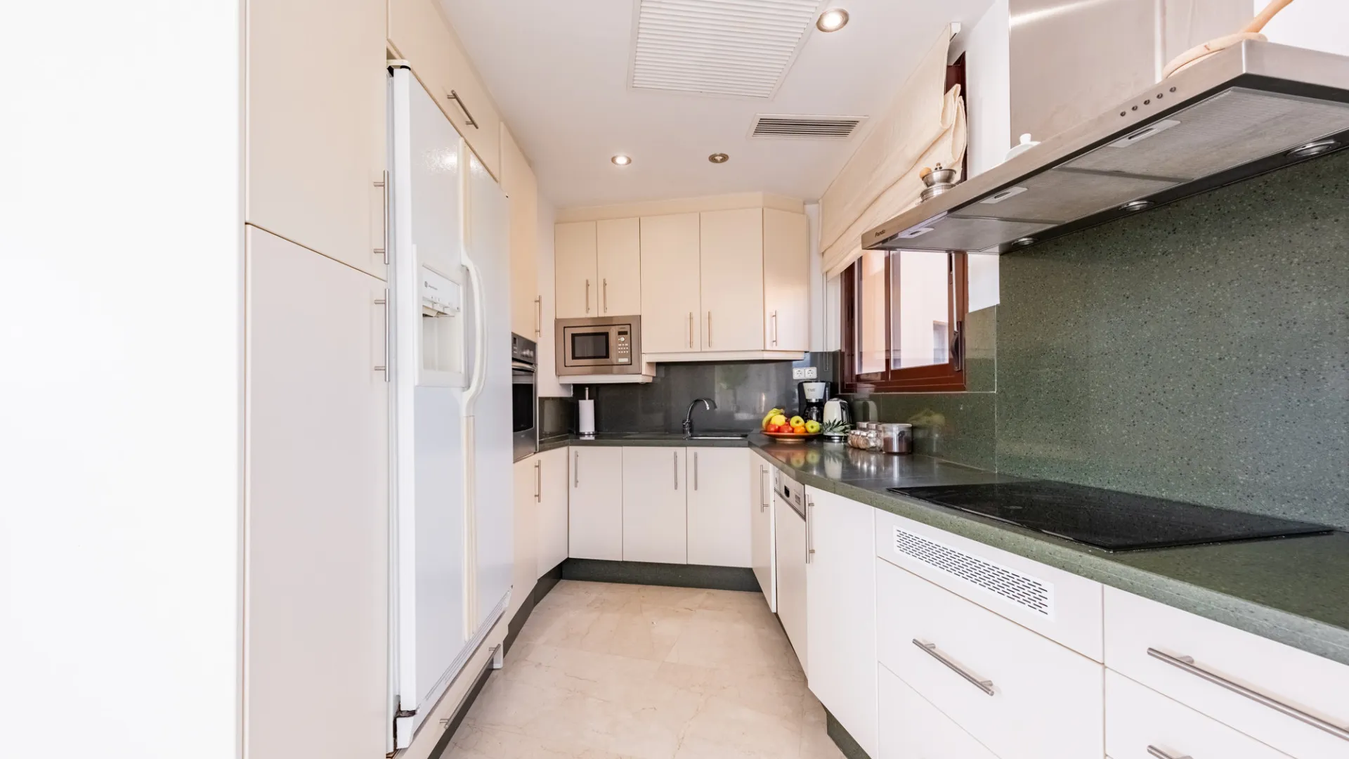 3 bedrooms penthouse for sale in Costalita