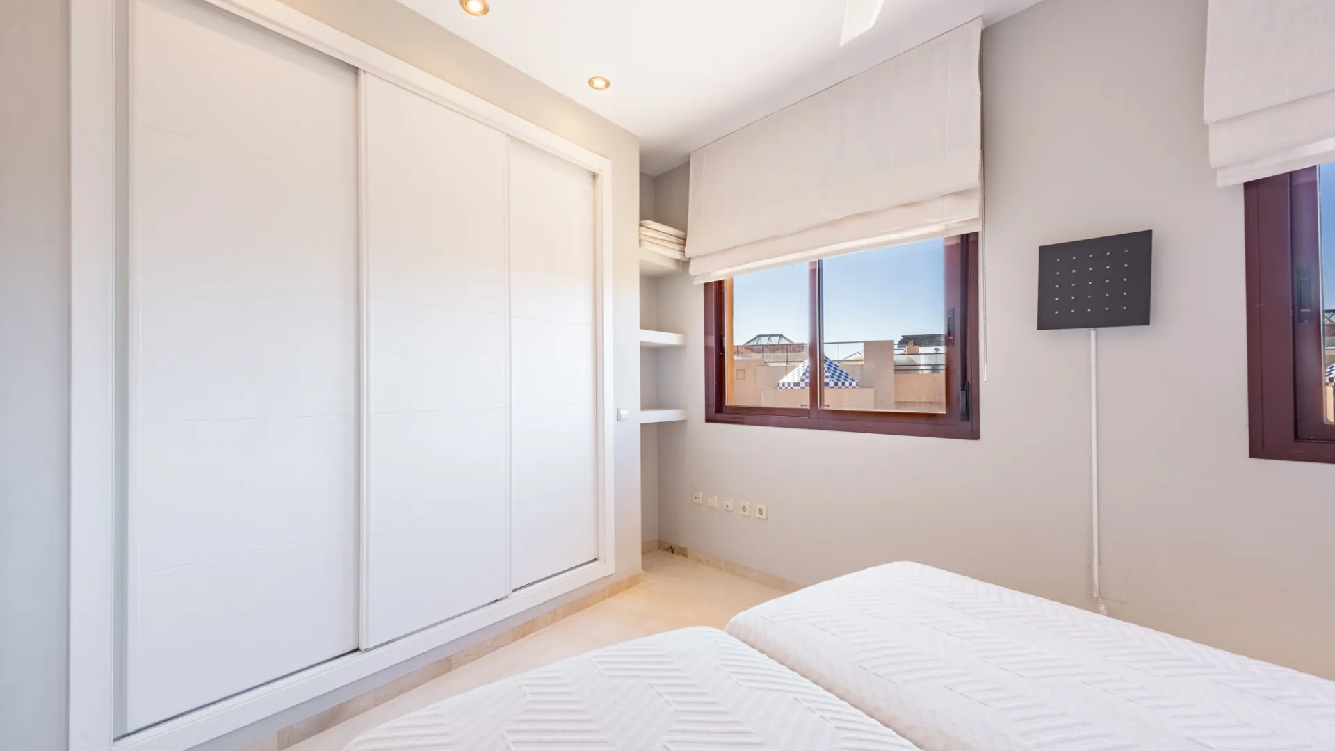 3 bedrooms penthouse for sale in Costalita