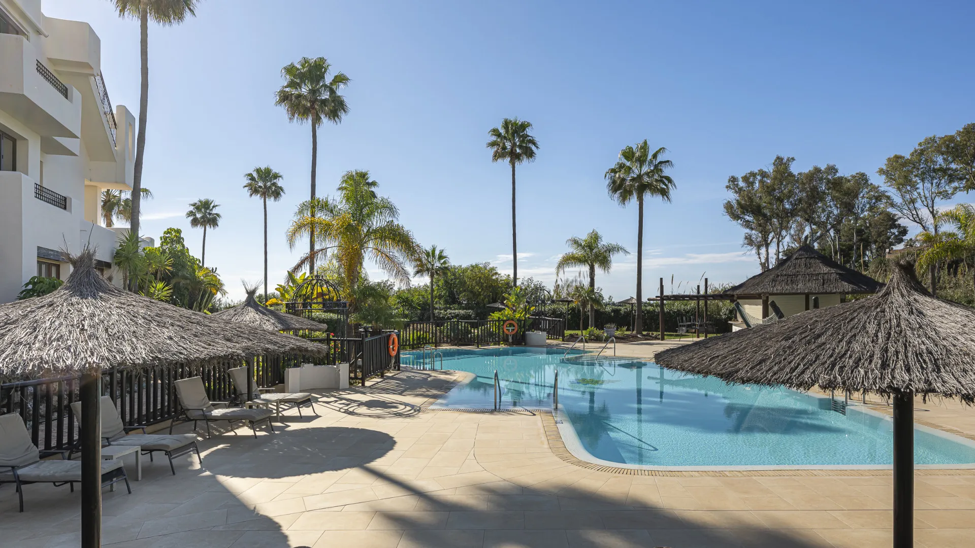 Apartamento en venta con 3 dormitorios en New Golden Mile