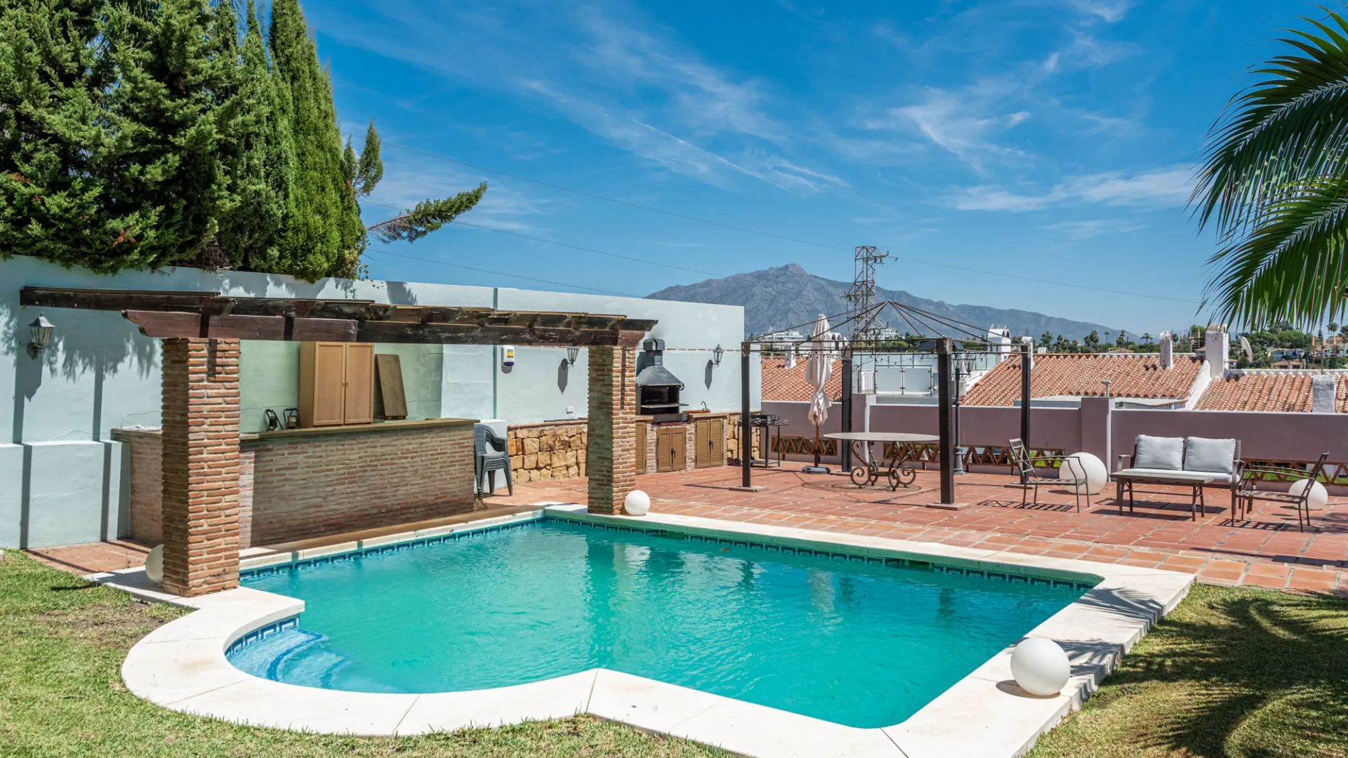 Villa de 3 dormitorios en venta en Monte Biarritz