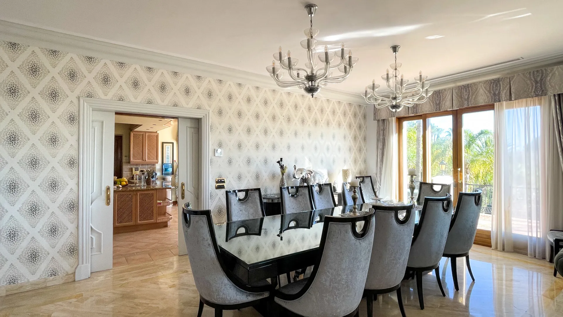 Villa for sale in Paraiso Alto with 16 bedrooms