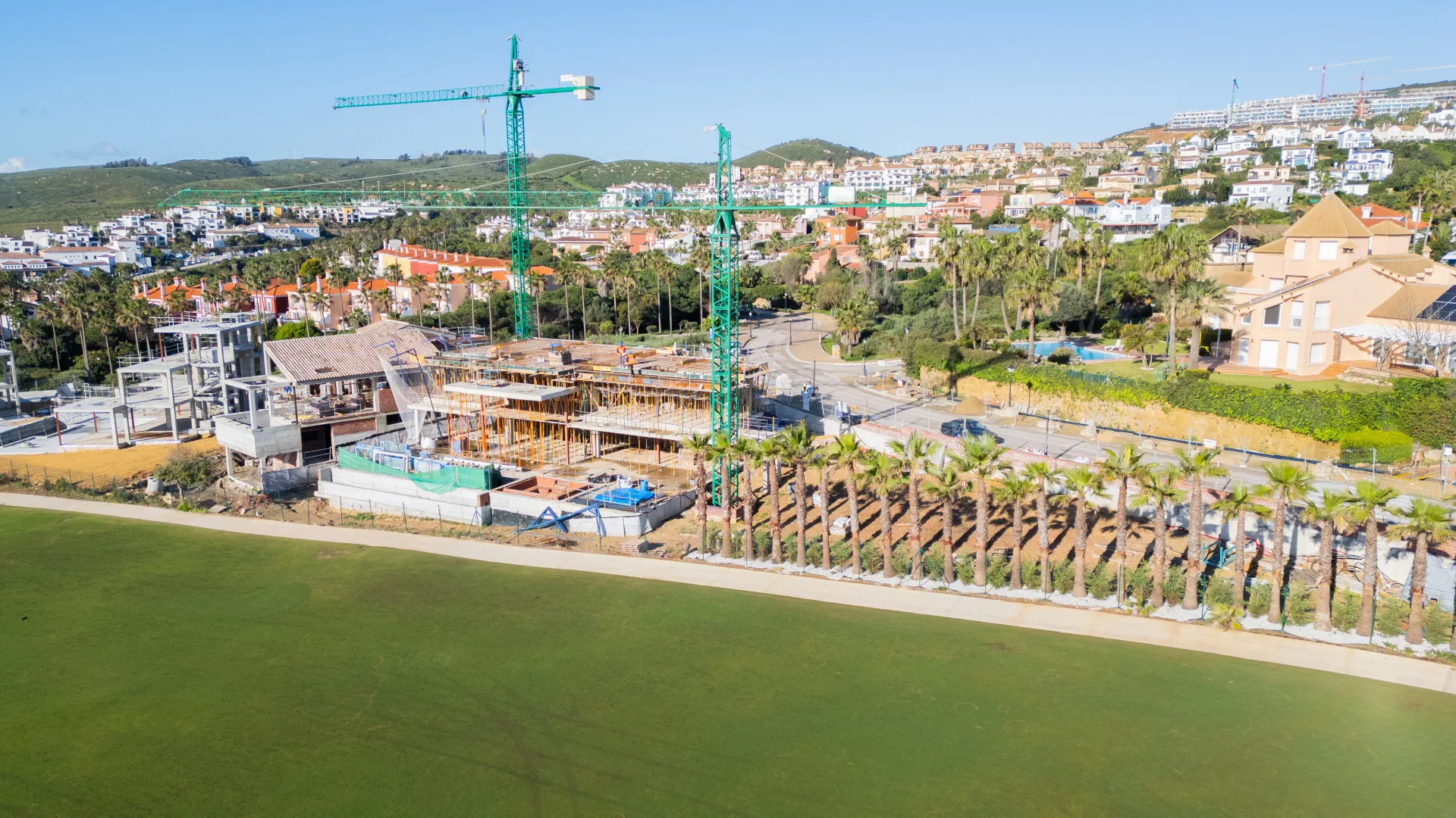 For sale villa in Alcaidesa with 6 bedrooms