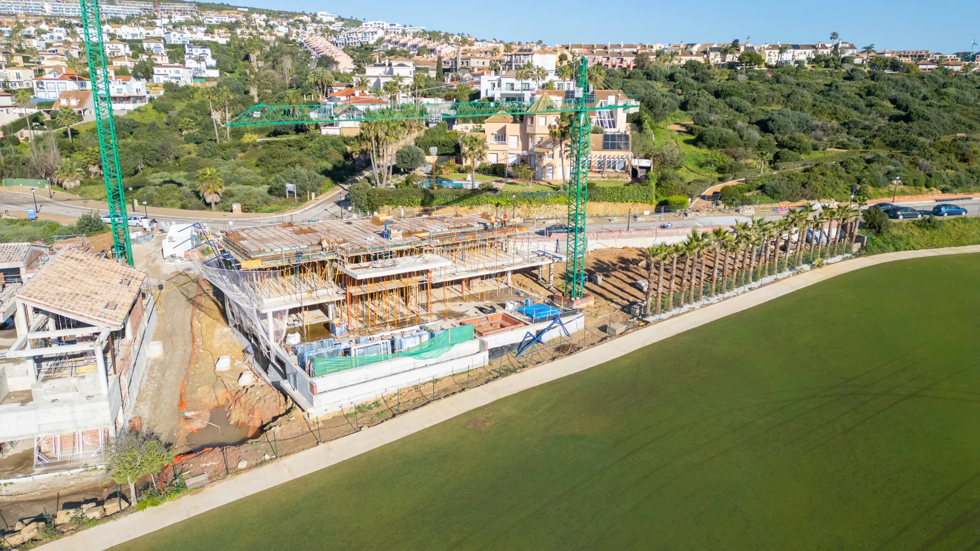 For sale villa in Alcaidesa with 6 bedrooms